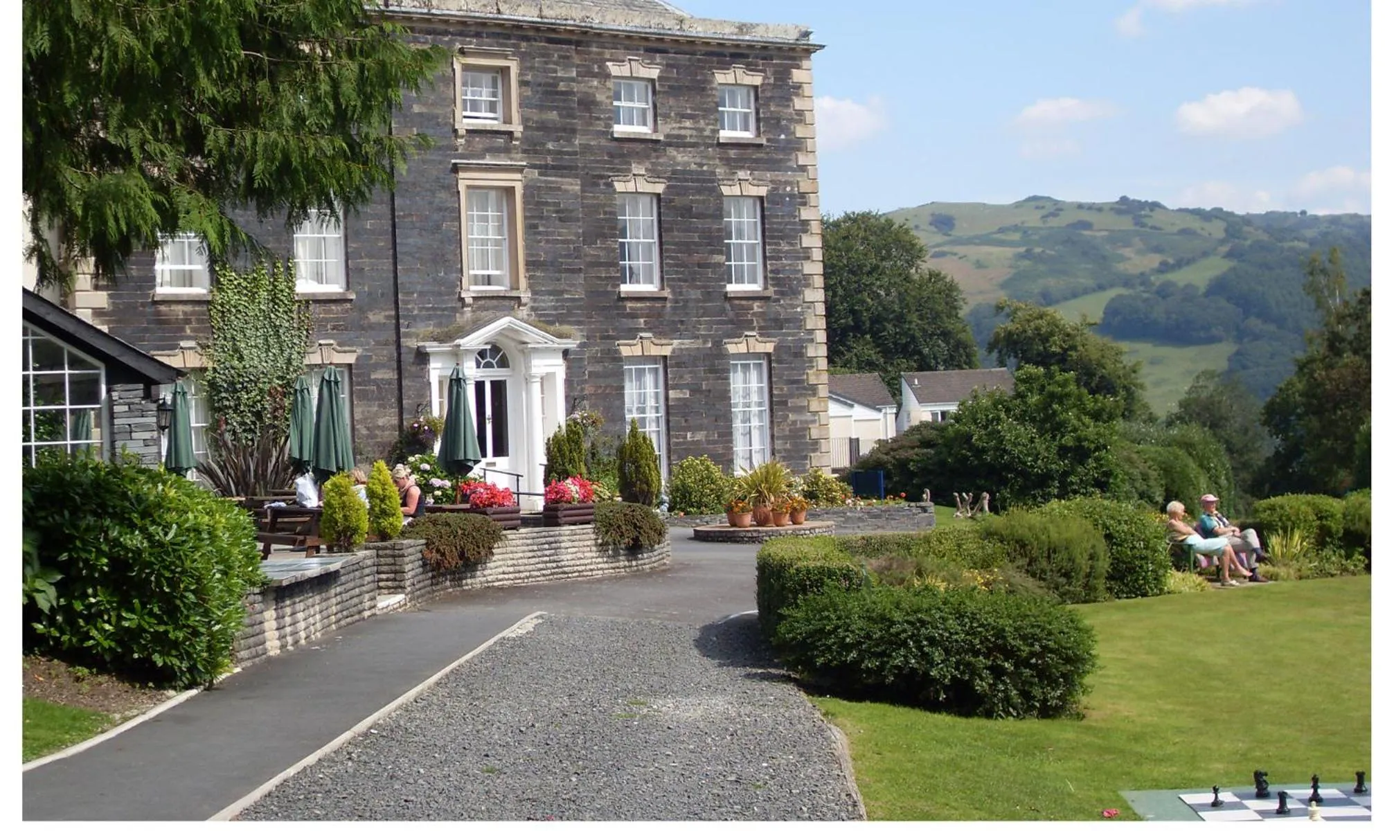 Facade/entrance in Macdonald Plas Talgarth Resort