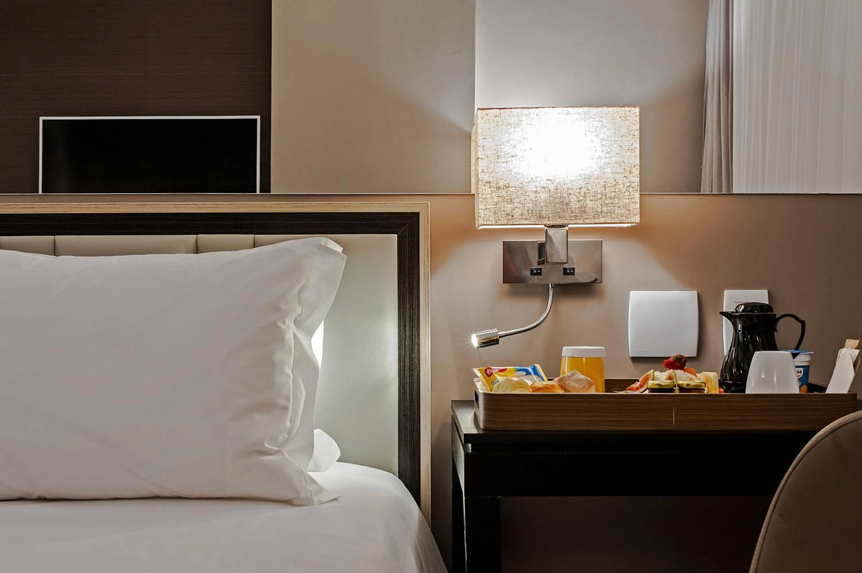 Photo of the whole room, Bed in Hotel Atlantico Prime