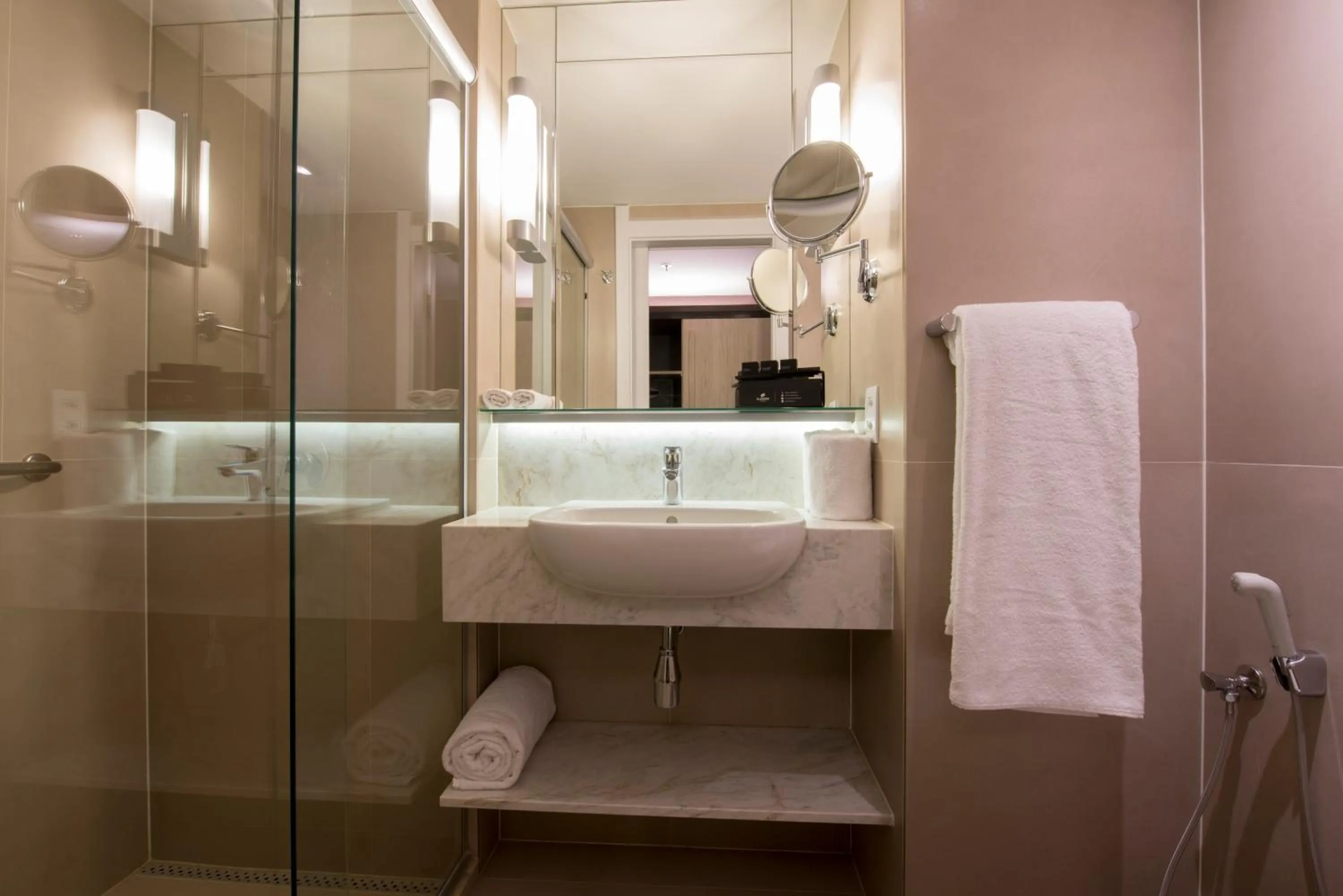 Bathroom in Hotel Atlantico Prime