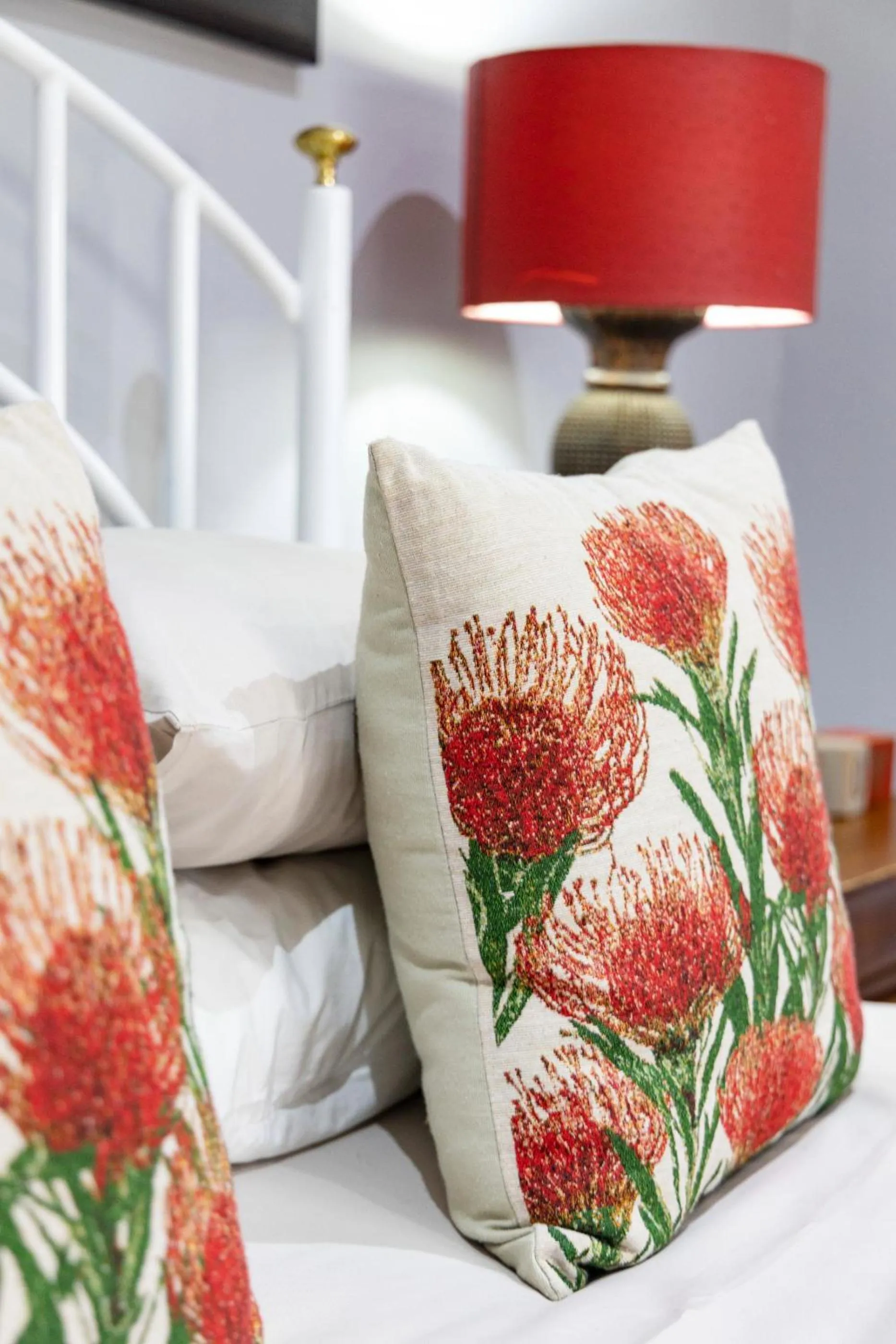 Decorative detail, Bed in Thylitshia Villa Country Guest House