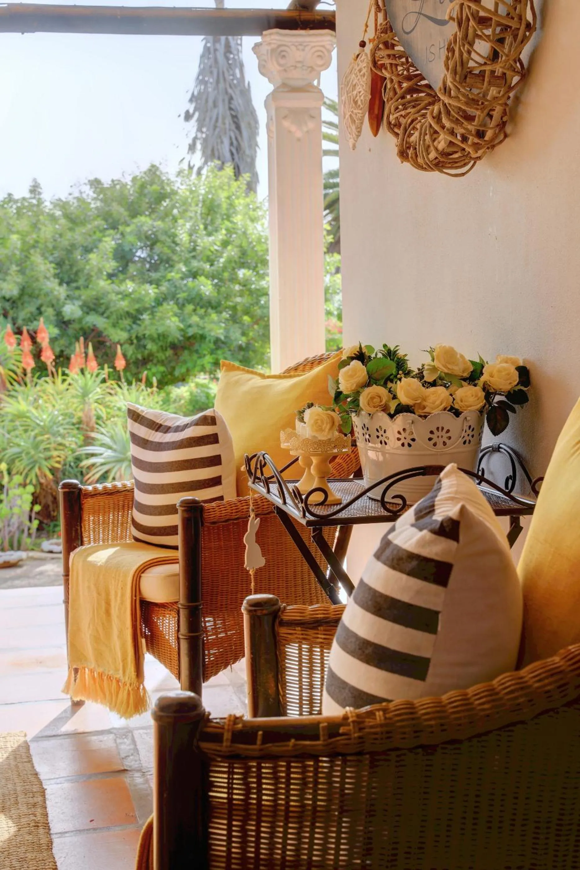 Seating area in Thylitshia Villa Country Guest House