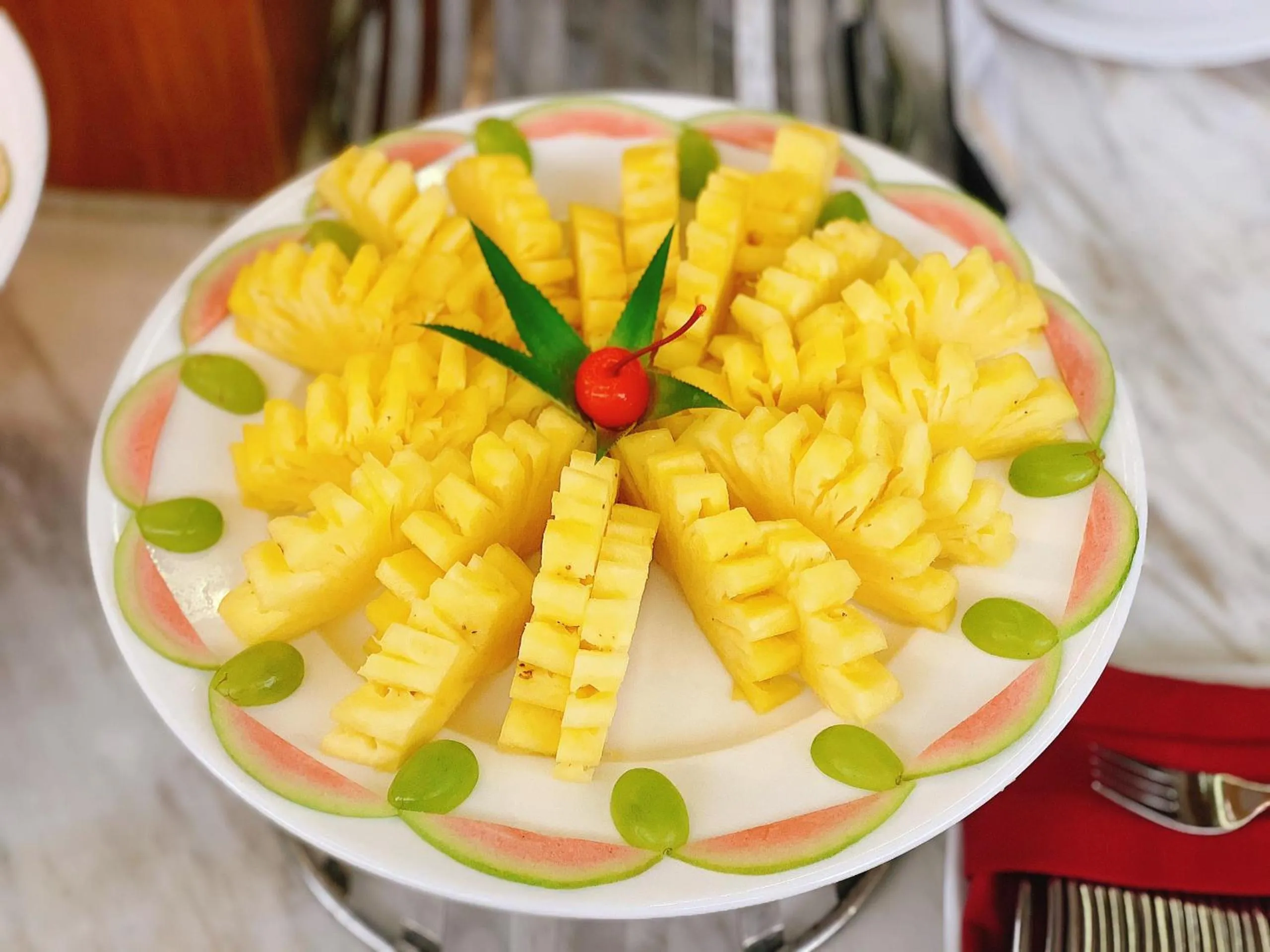 Food and drinks in Muong Thanh Luxury Nhat Le Hotel