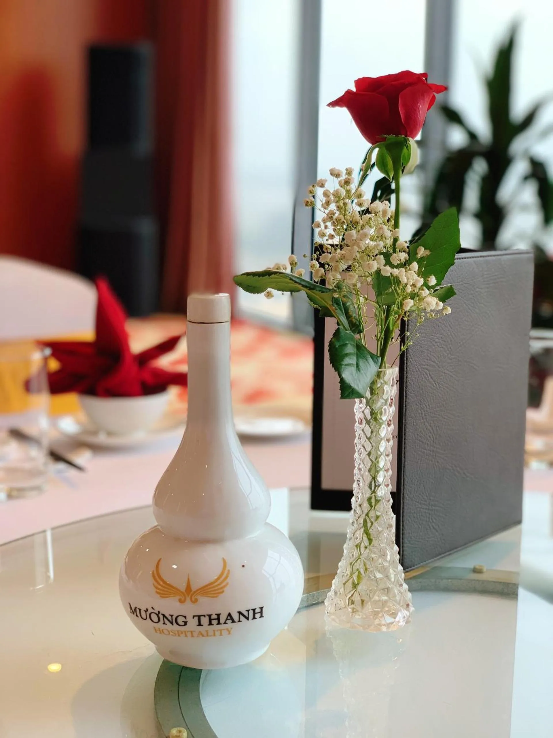 Restaurant/places to eat in Muong Thanh Luxury Nhat Le Hotel