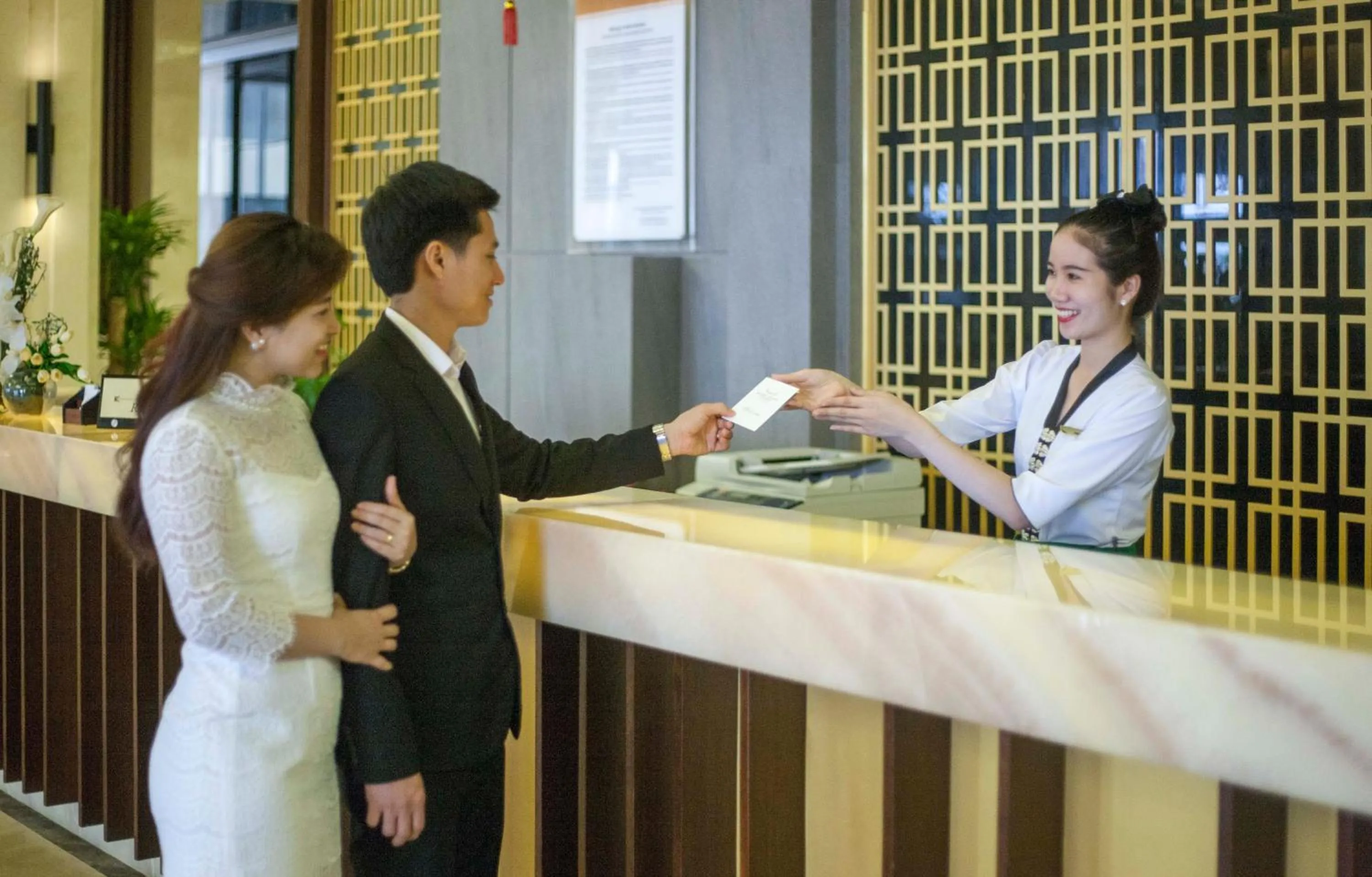 Lobby or reception in Muong Thanh Luxury Nhat Le Hotel