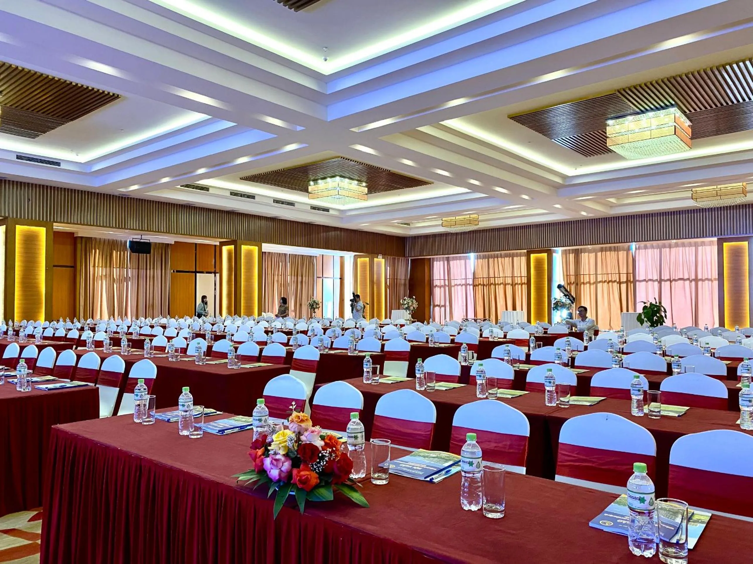 Meeting/conference room in Muong Thanh Luxury Nhat Le Hotel