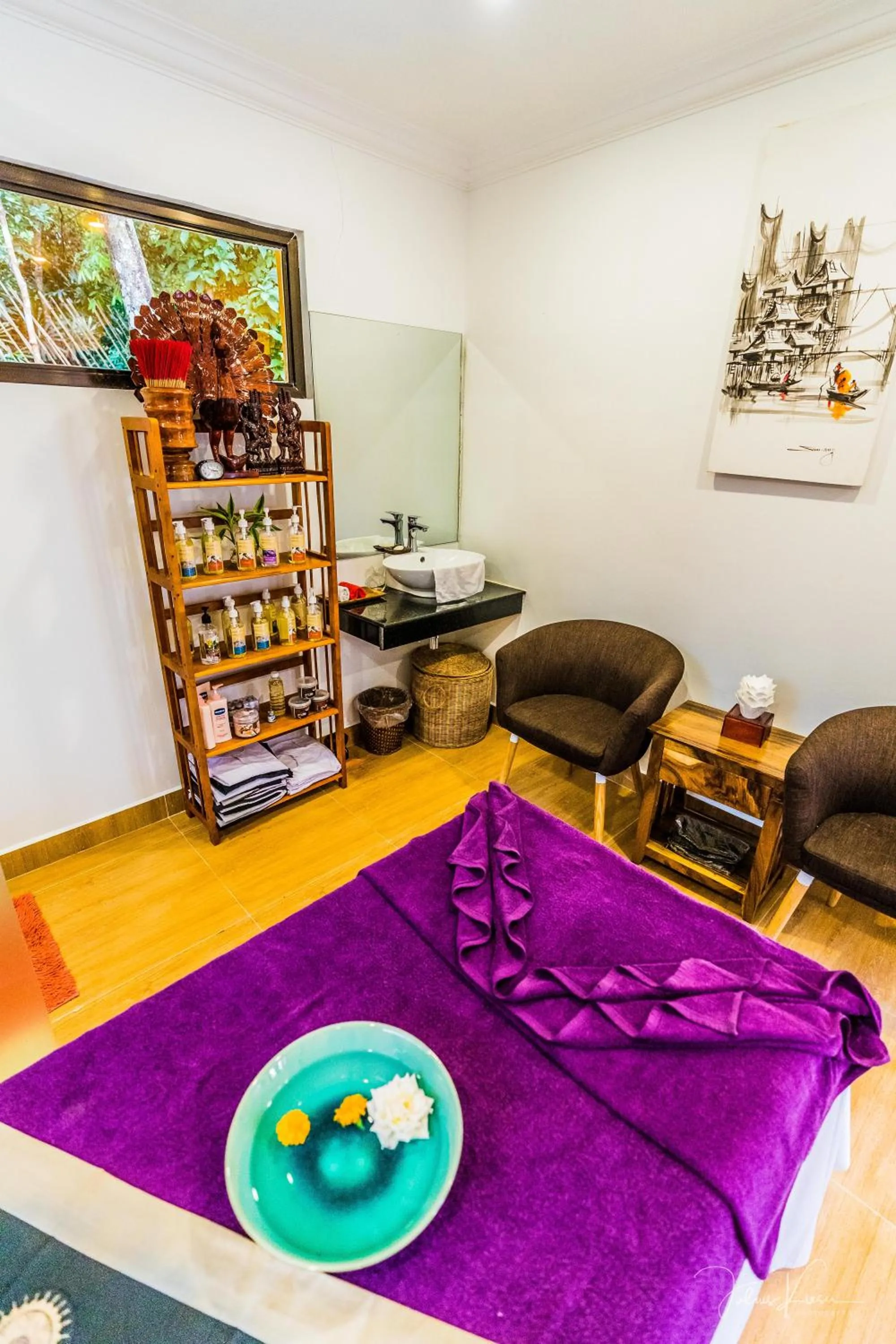 Massage in Sol Beach Resort