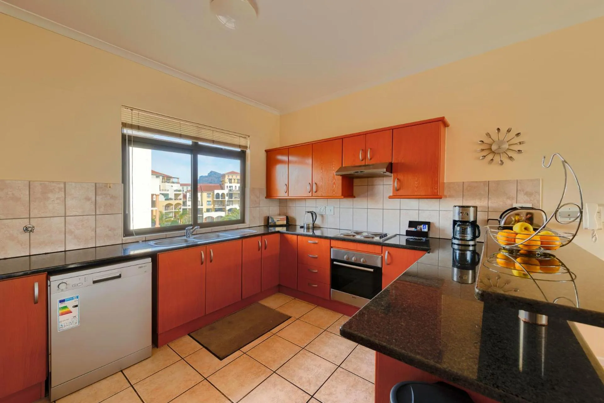 Kitchen or kitchenette in Majorca Apartments by BON Hotels