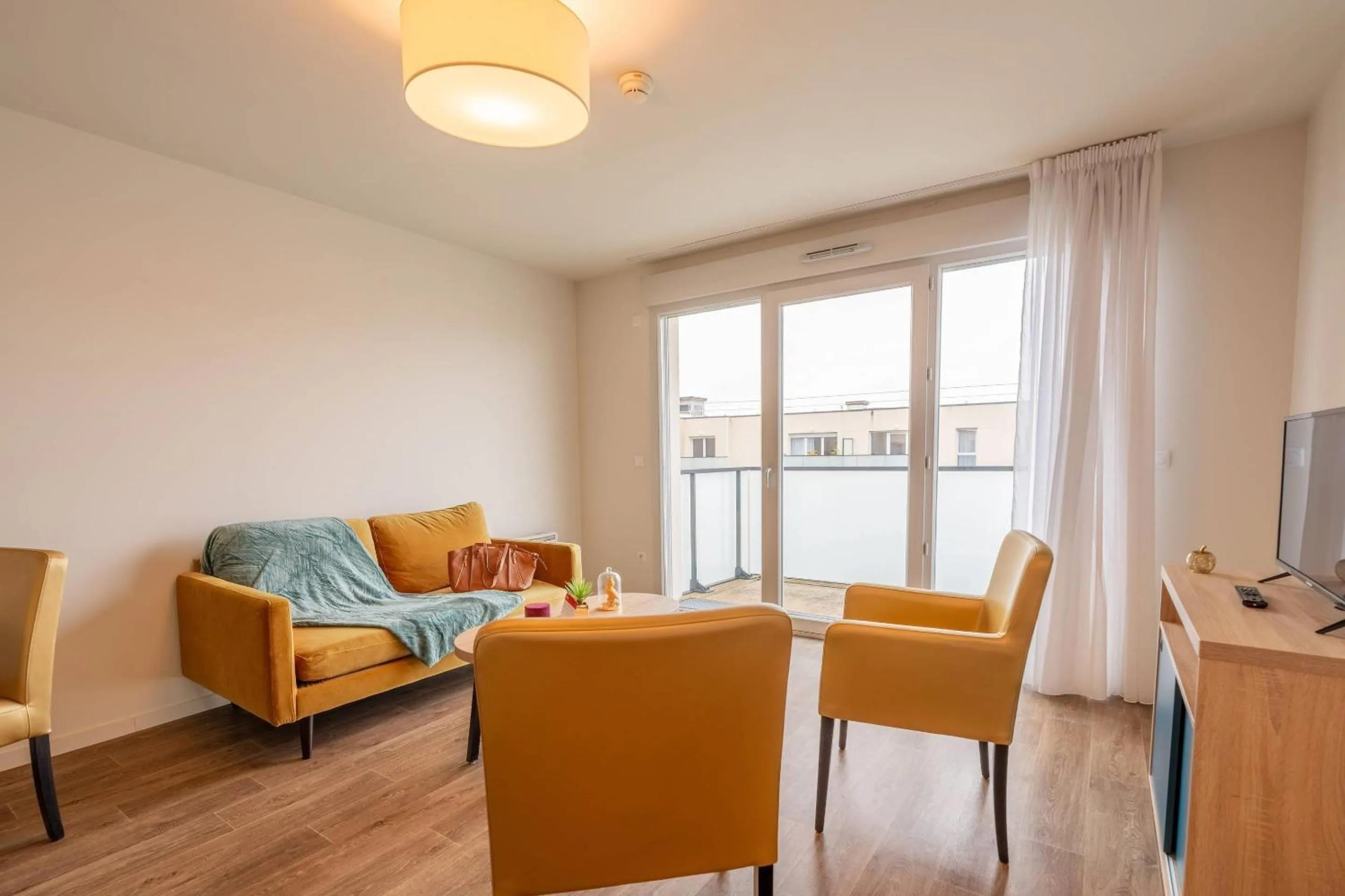 Bedroom in Quality Aparthotel Reims - Les Capucins