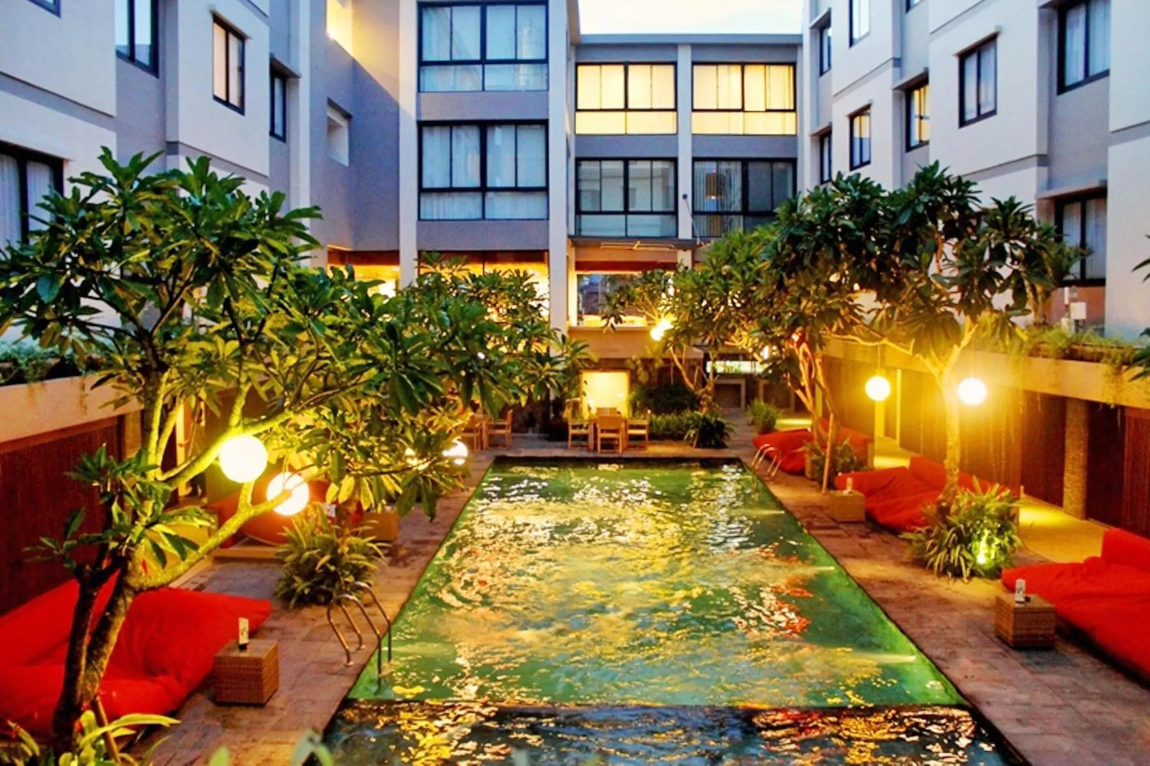 Swimming pool in Savvoya Hotel Seminyak