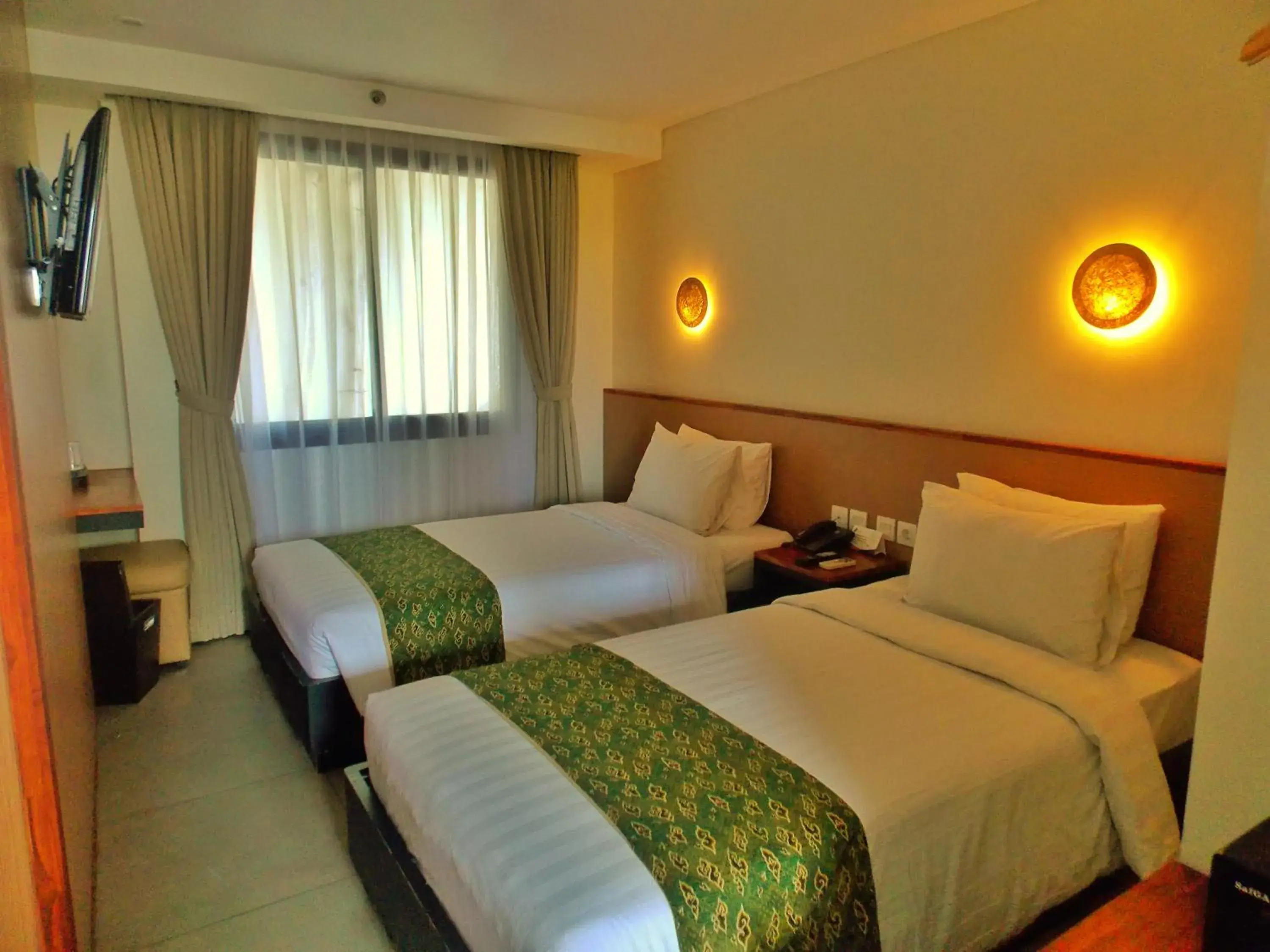 Superior Double or Twin Room with Pool View in Savvoya Hotel Seminyak Superior Double or Twin Room with Pool View in Savvoya Hotel Seminyak