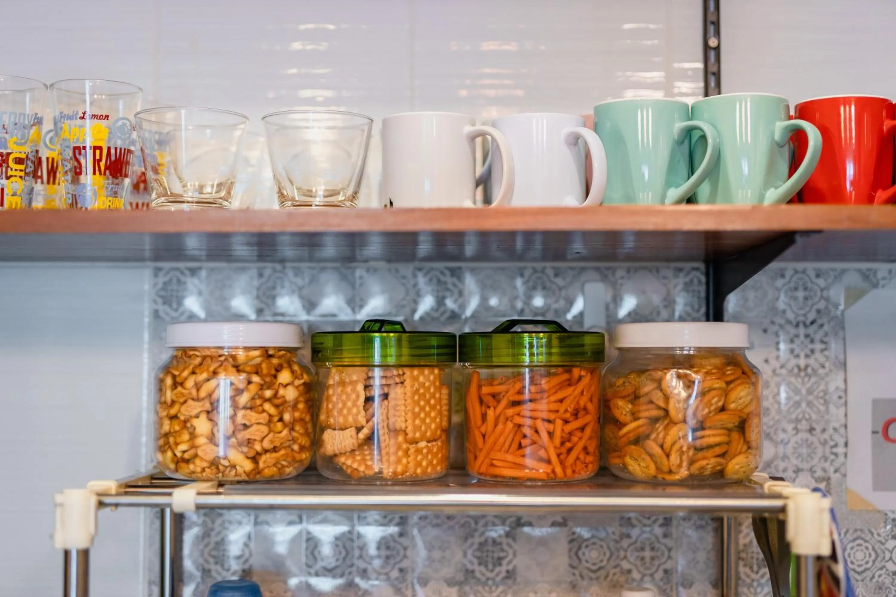 Coffee/tea facilities in Restiny Hostel