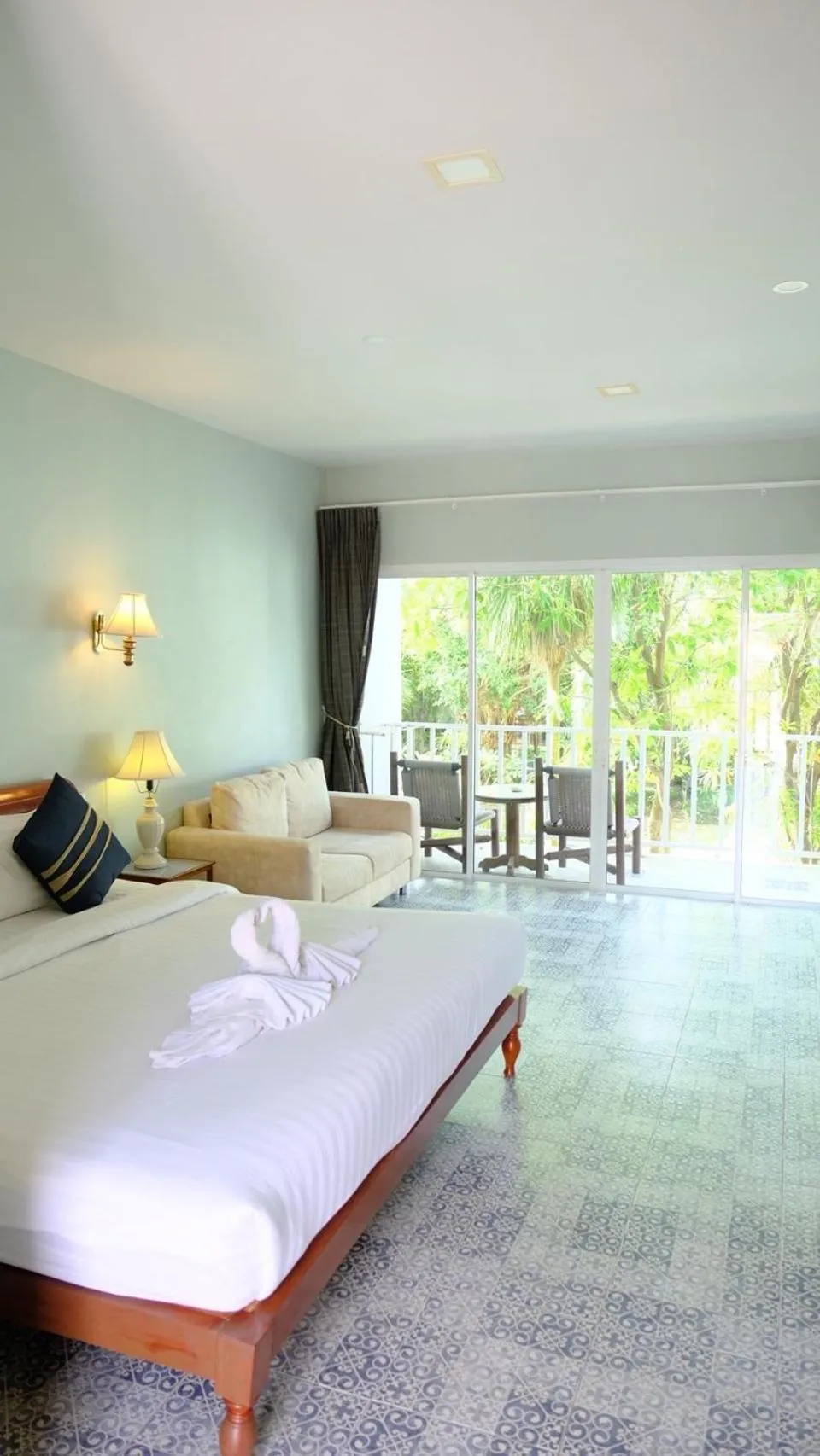Bed in Bora Bora Villa Phuket