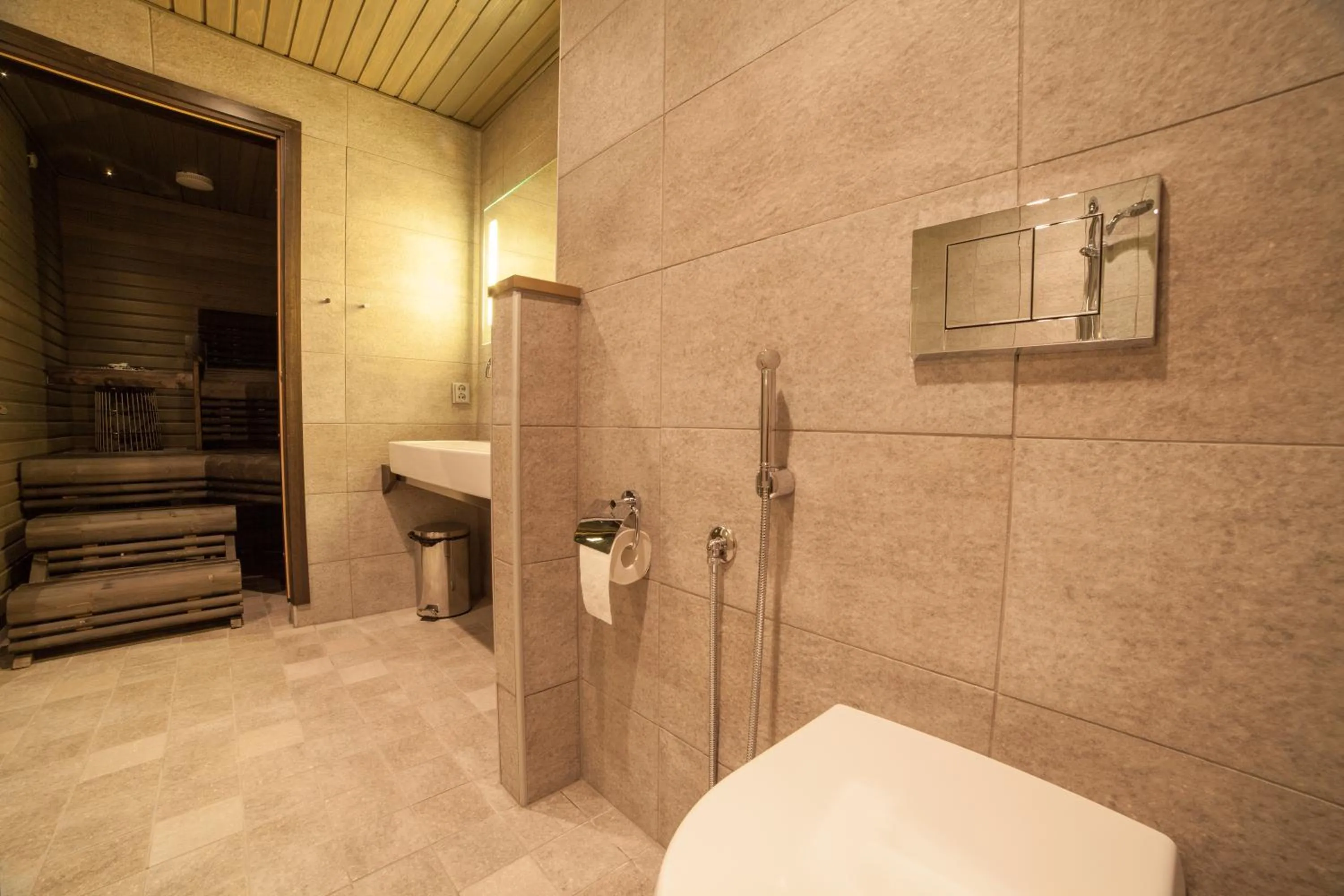 Toilet in Hotelli Suomutunturi