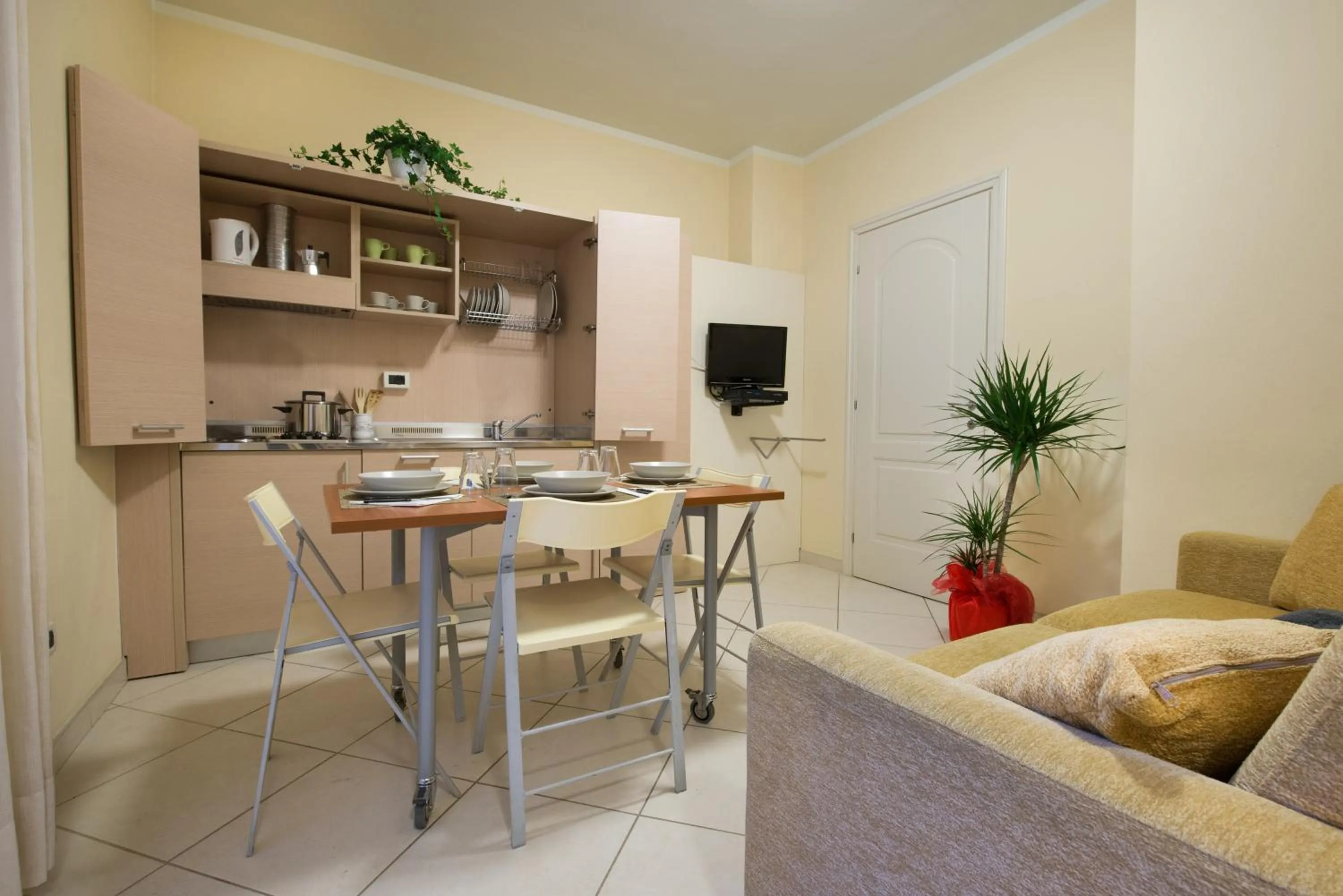 Kitchen or kitchenette in Residence Colombo