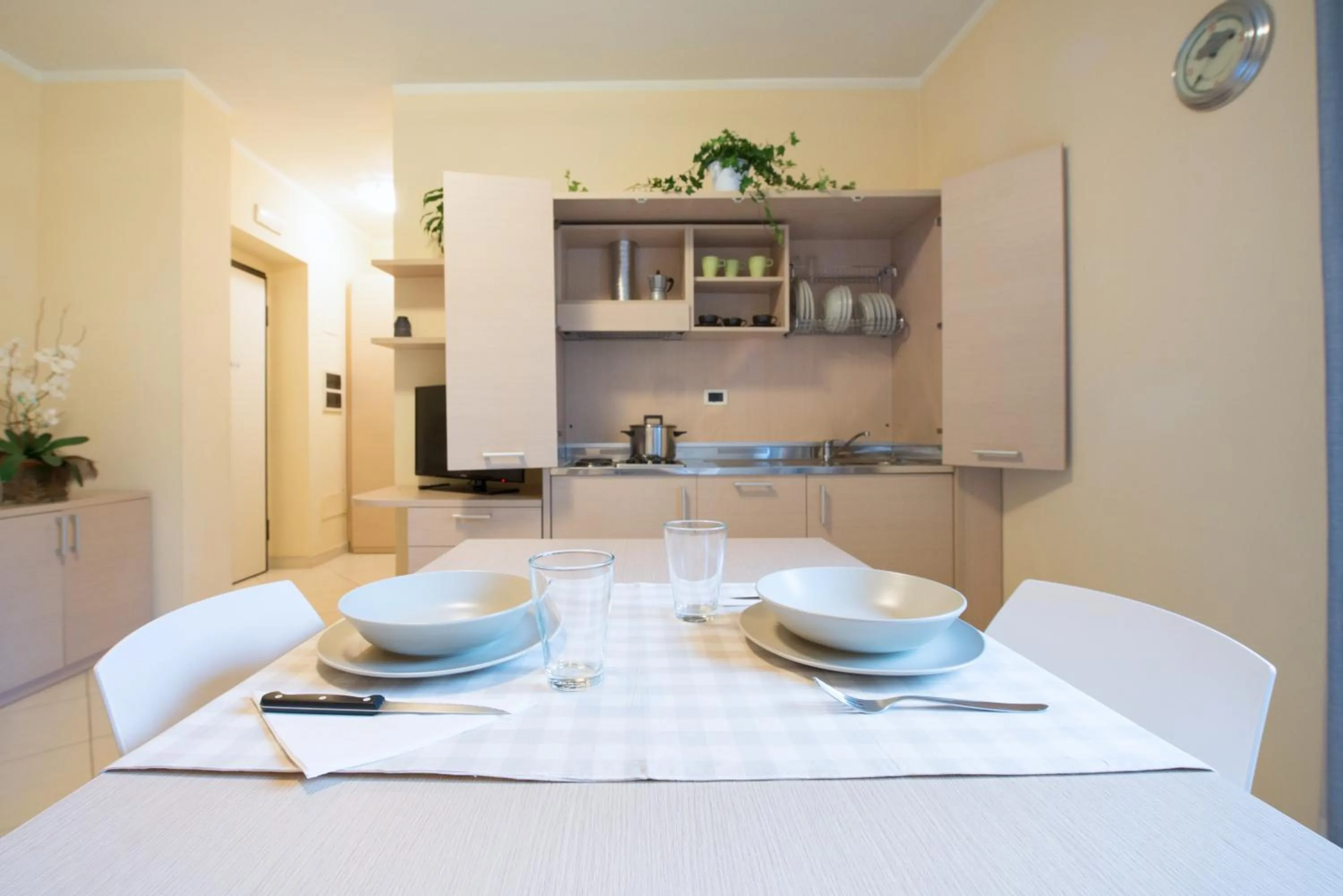 Kitchen or kitchenette in Residence Colombo