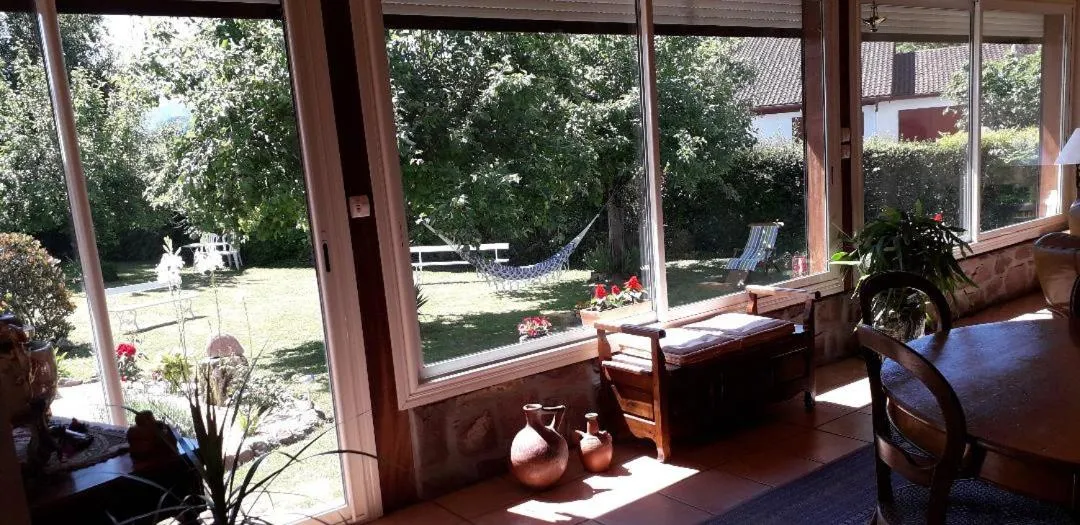 Dining area in Maison Bidegain Berria