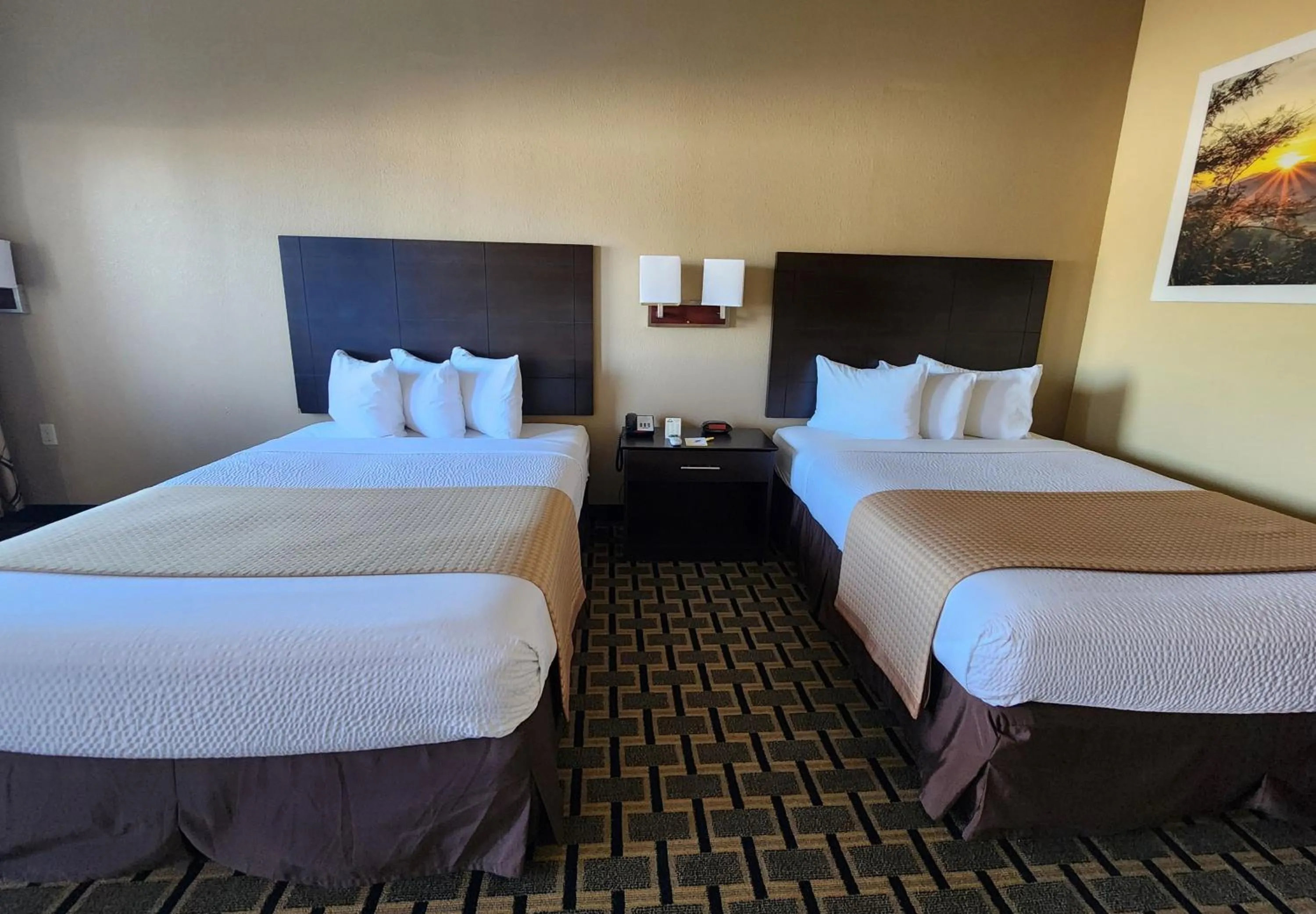 Bedroom, Bed in Days Inn by Wyndham Baytown East