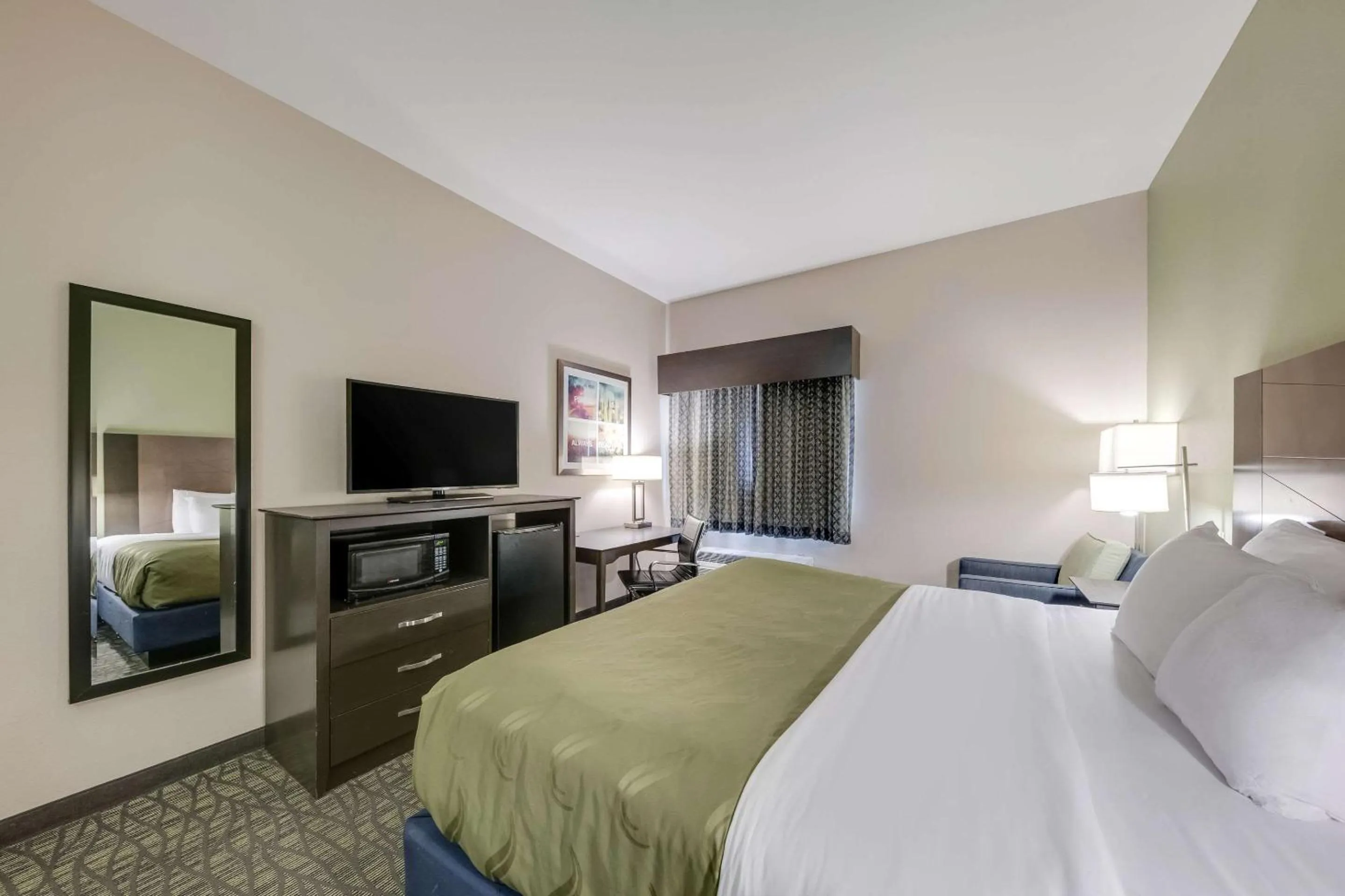 Bedroom, Bed in Quality Inn & Suites Ardmore