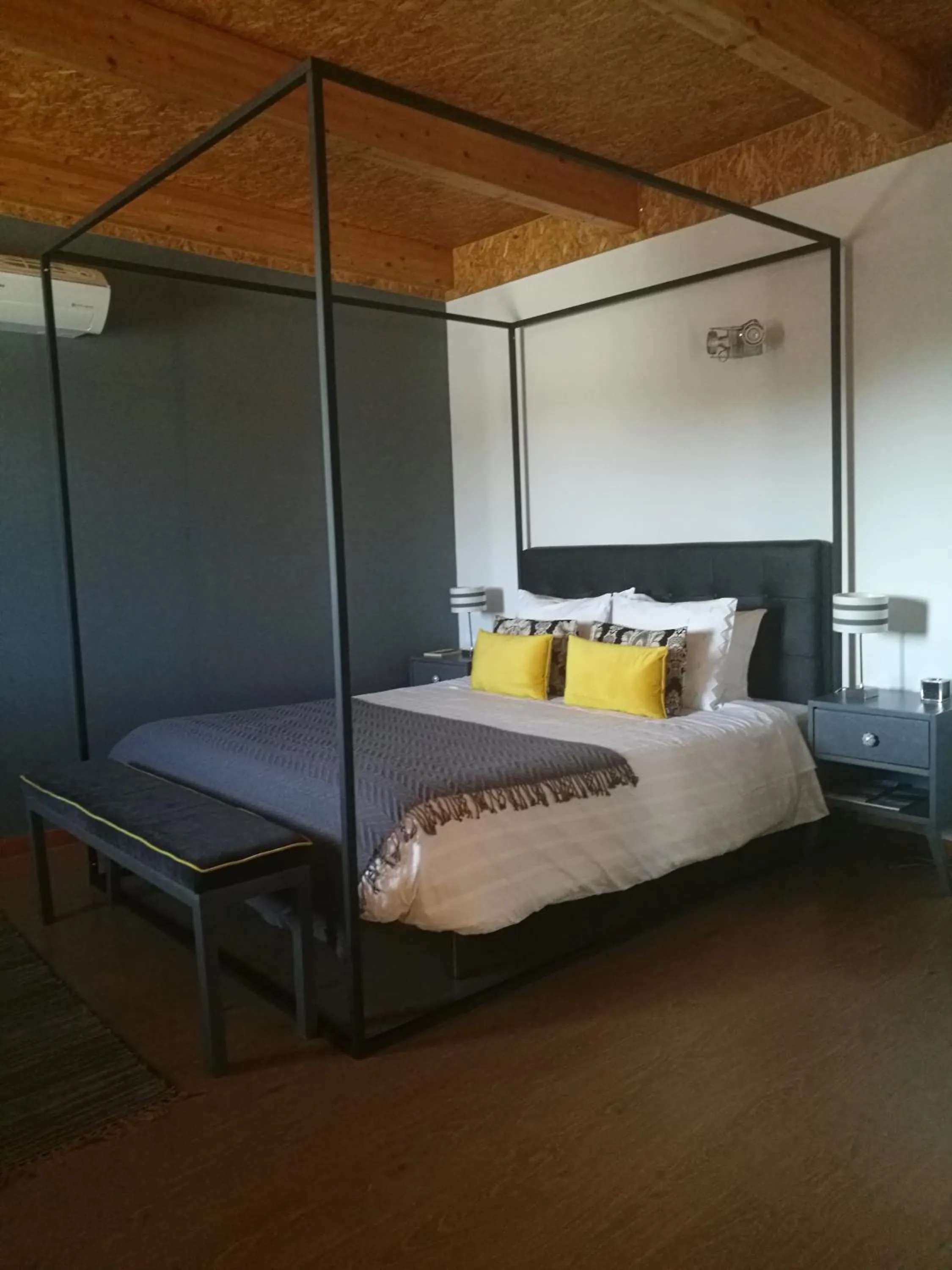 Bedroom, Bed in Paço de Vilharigues