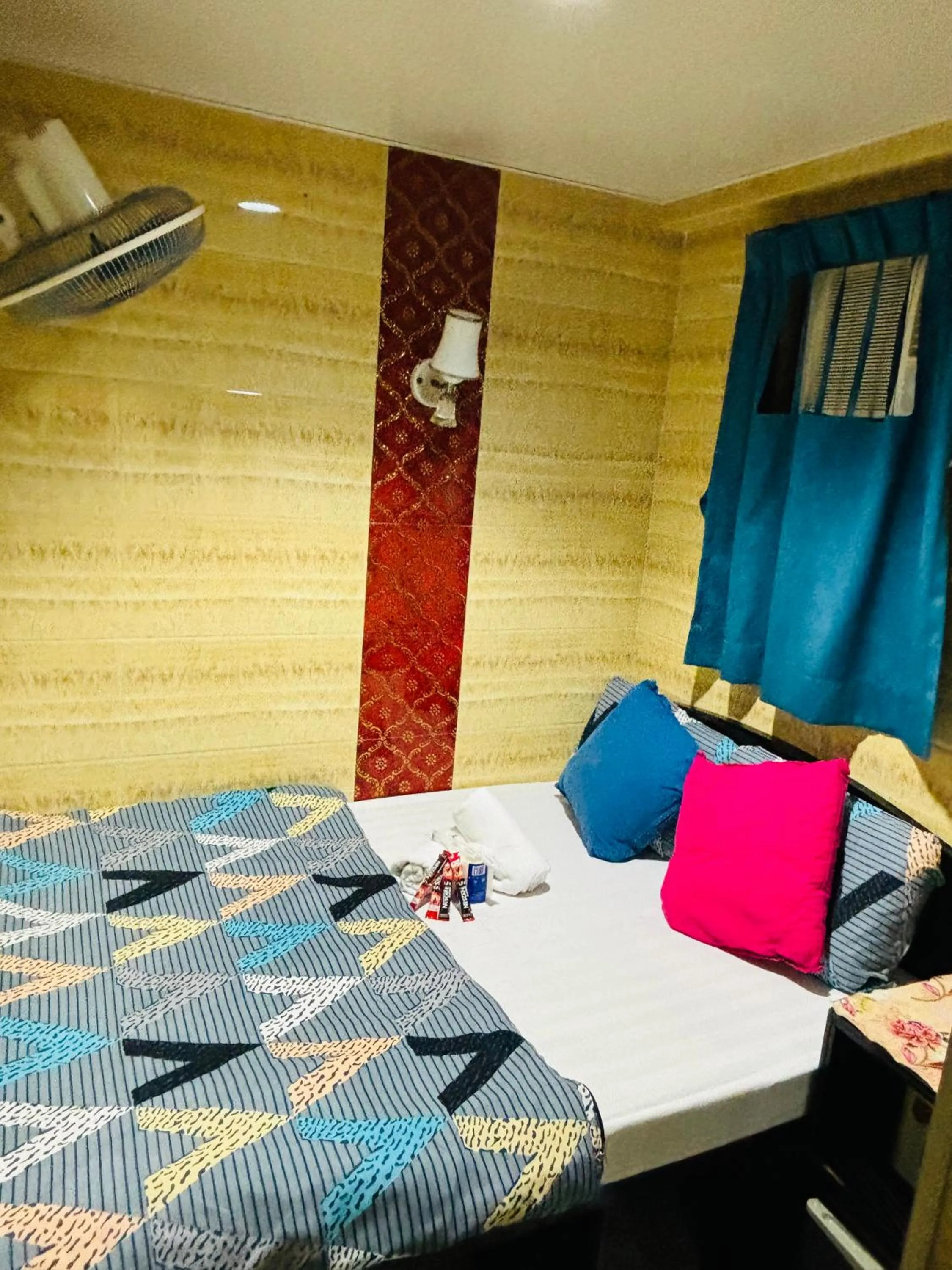 Bed in Philippine Hostel