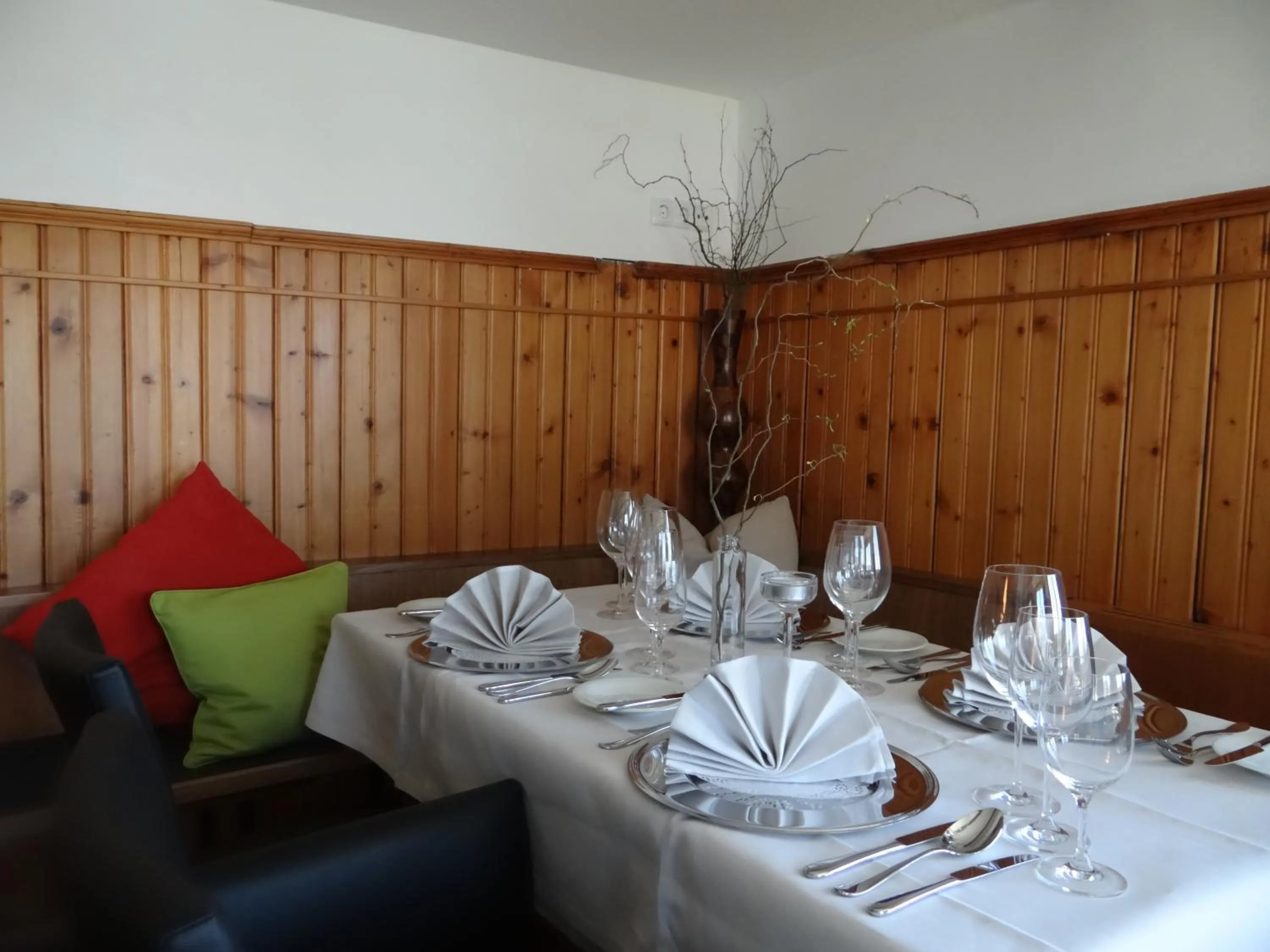 Restaurant/places to eat in Waldrast Bed & Breakfast