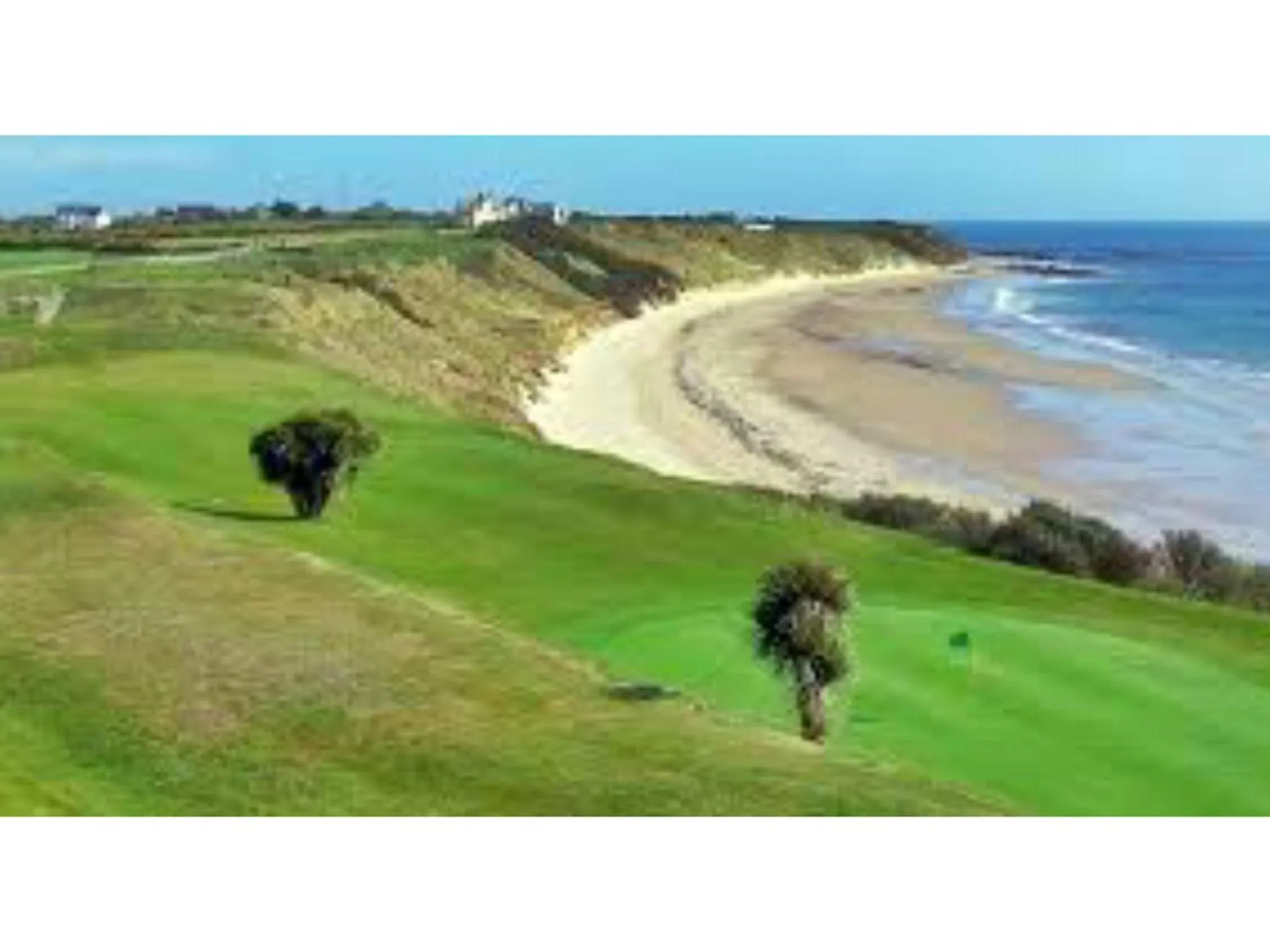 Golfcourse in Ambrose Mews B&B