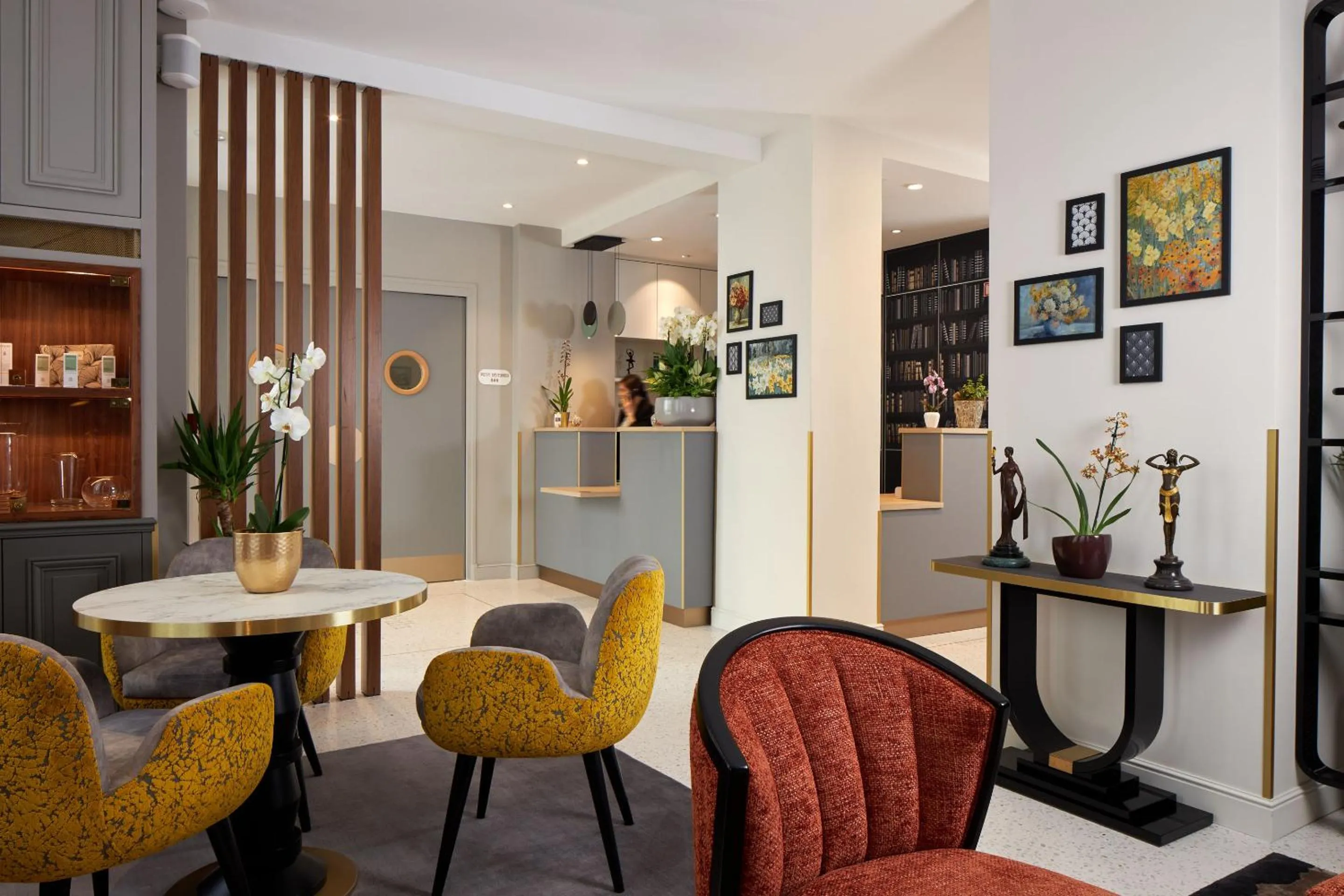 Lobby or reception in Hotel Villa Romantic & Spa