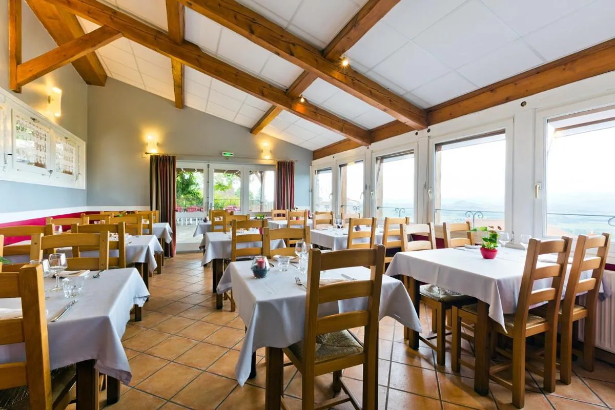Restaurant/places to eat in Auberge De Margot