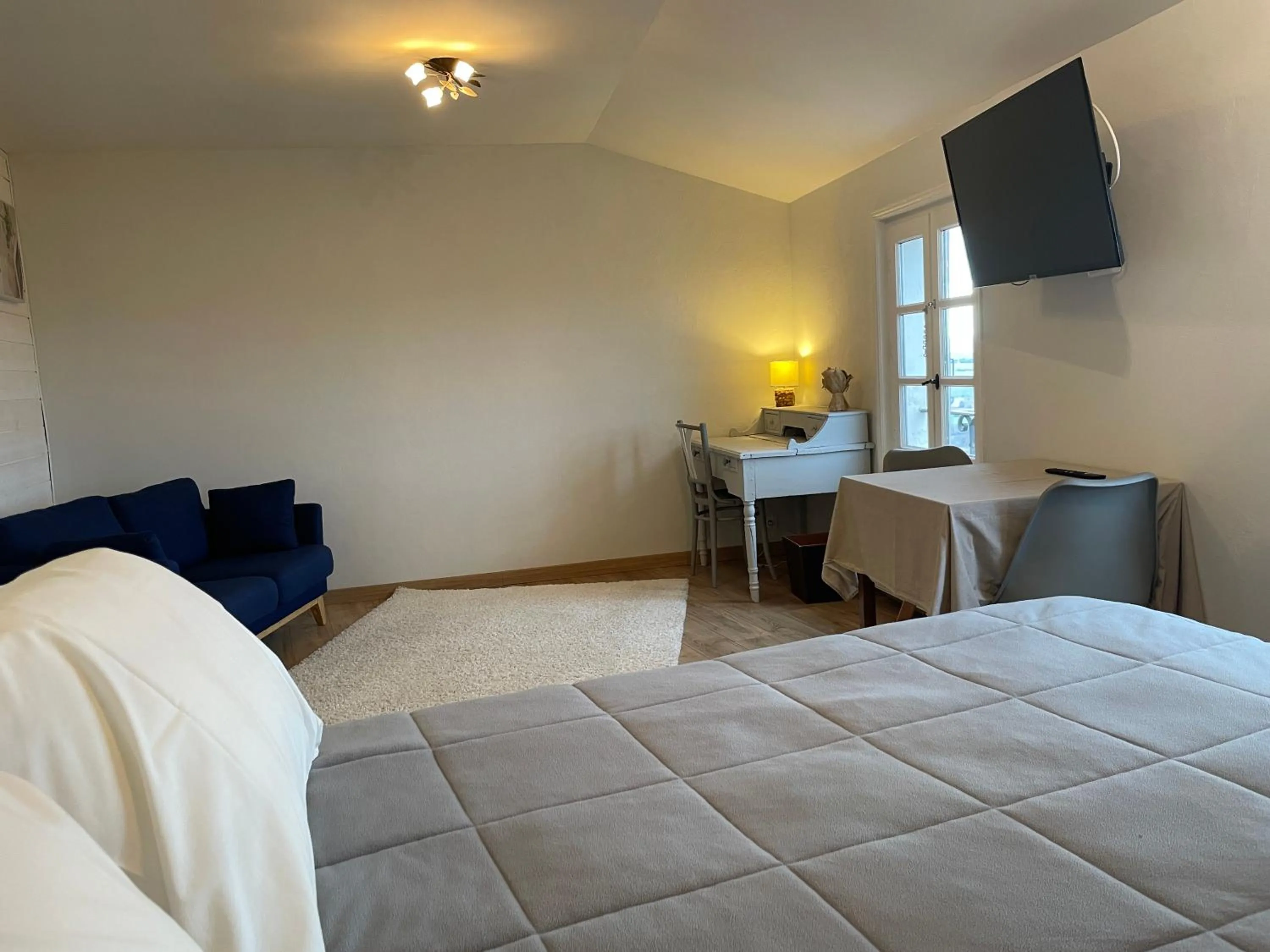 Bed in Auberge De Margot