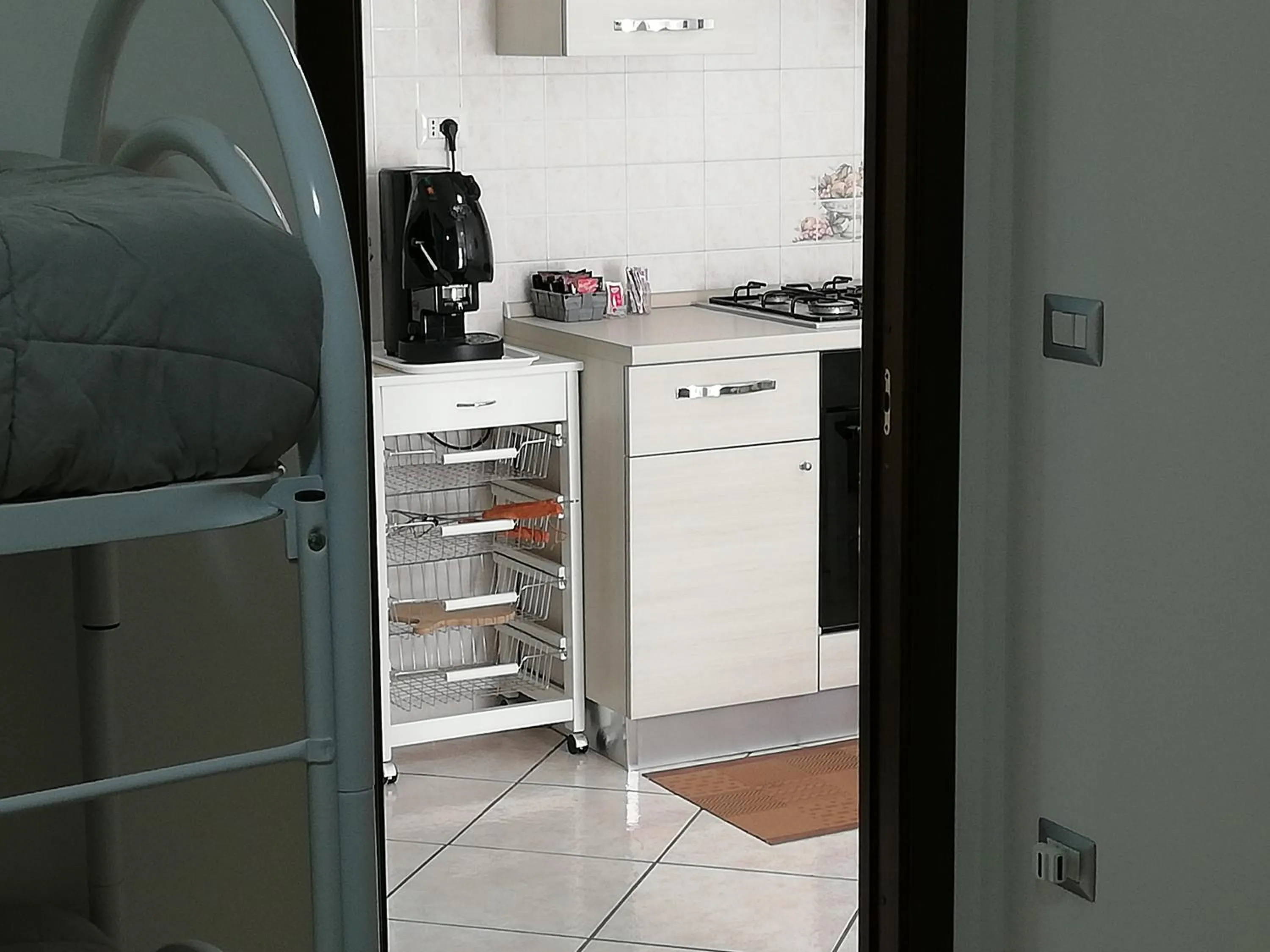 Kitchen or kitchenette in B&B Villa Rosa
