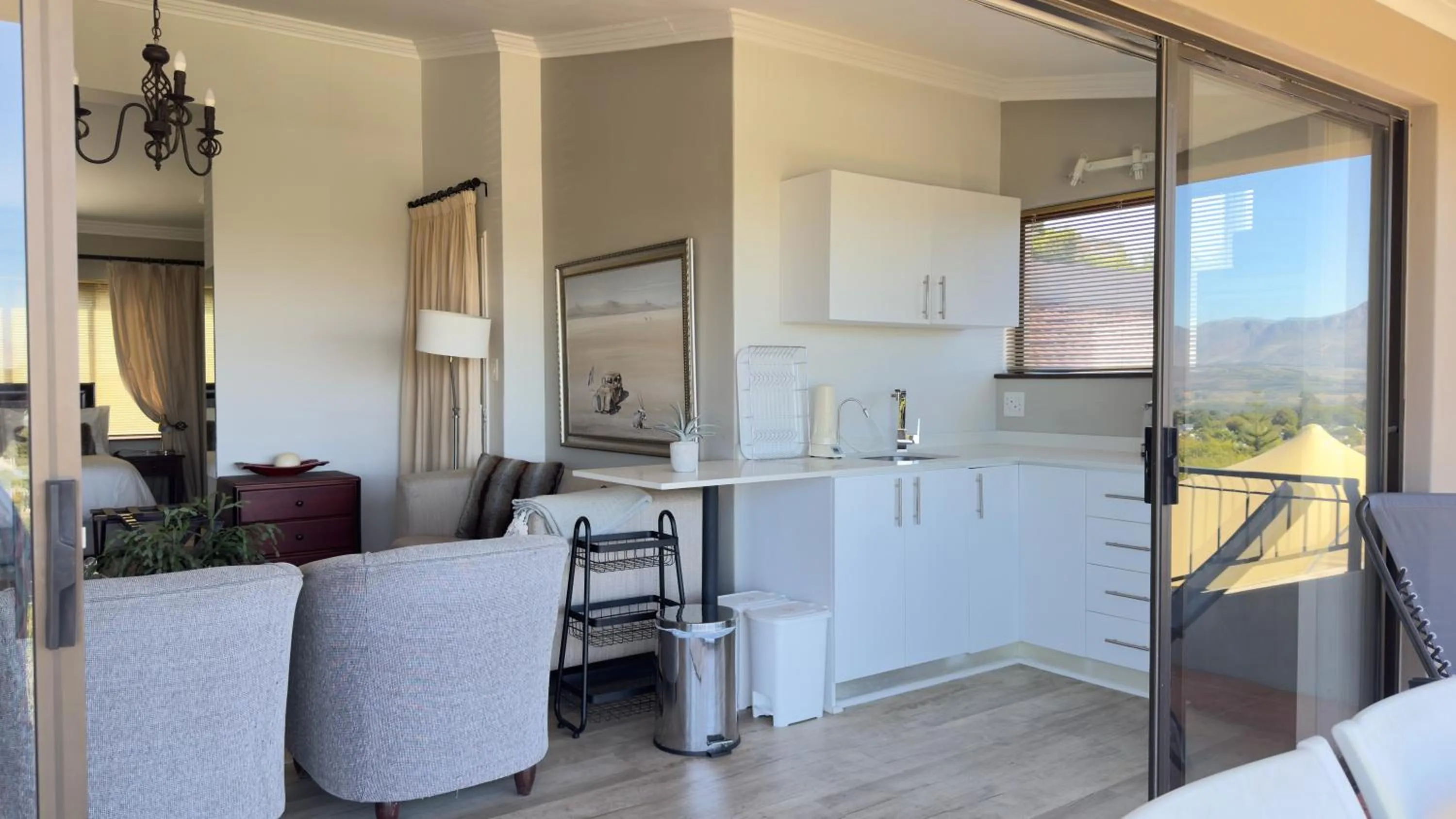 Photo of the whole room in Dream Views