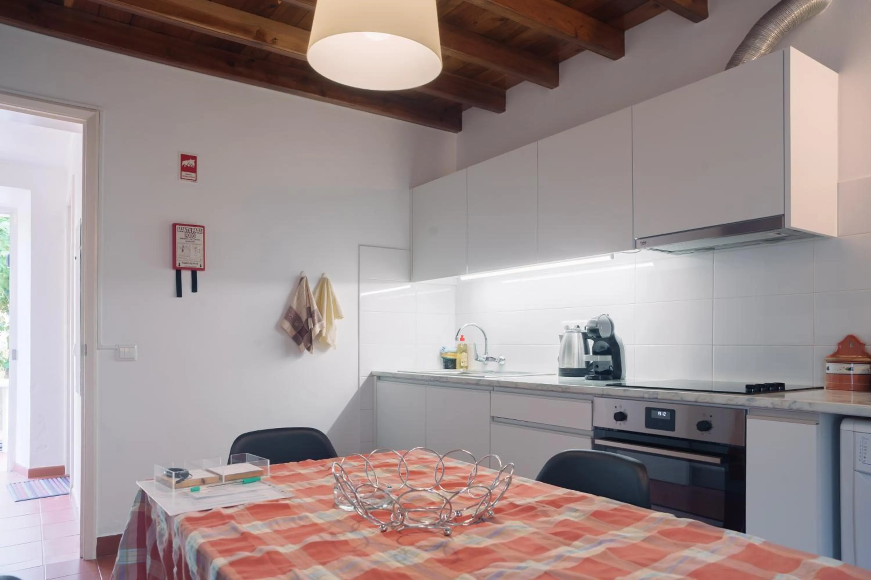 Kitchen or kitchenette in Apartamentos da Galé