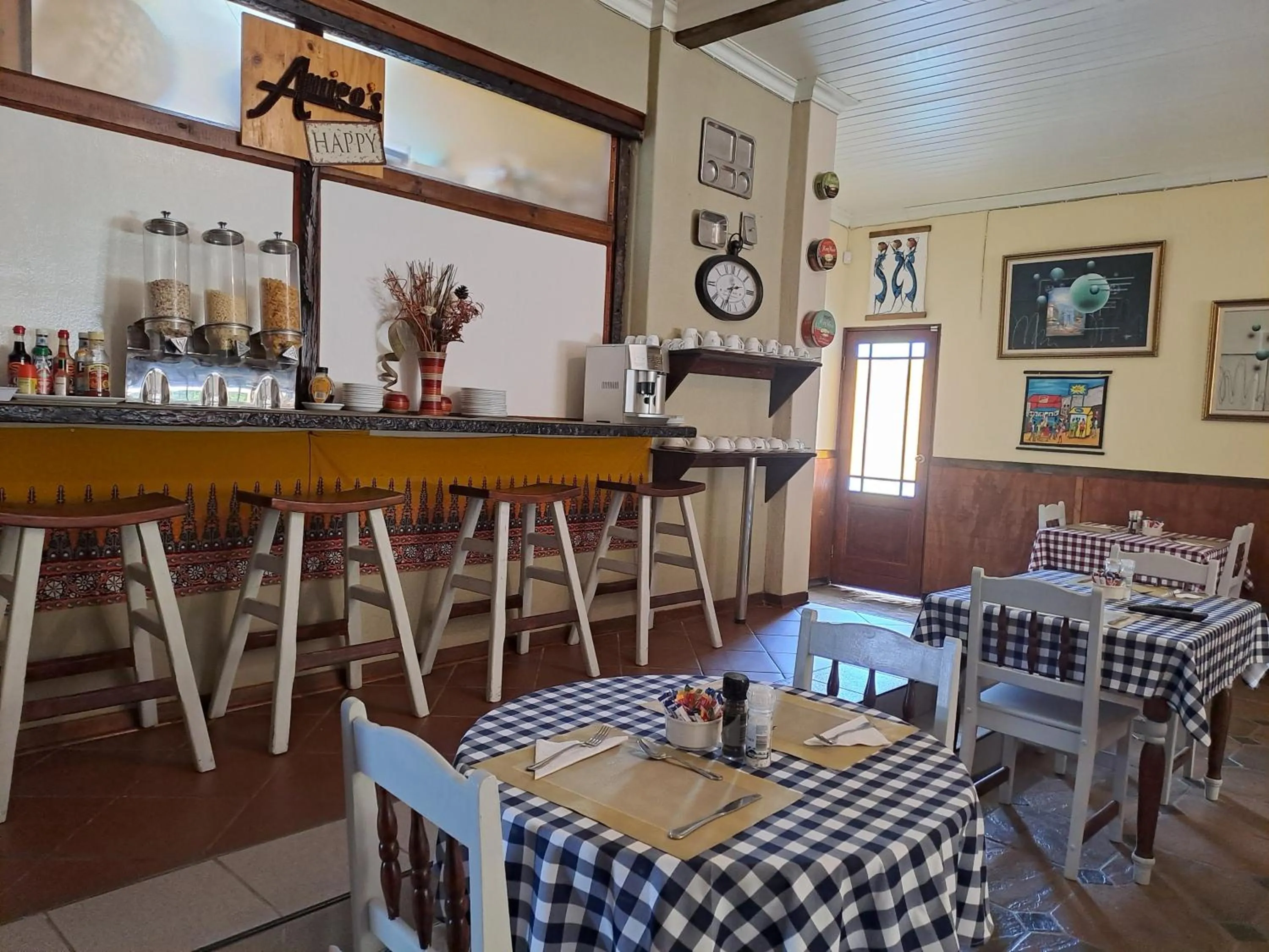 Breakfast in Amigos Bed & Breakfast - No loadshedding