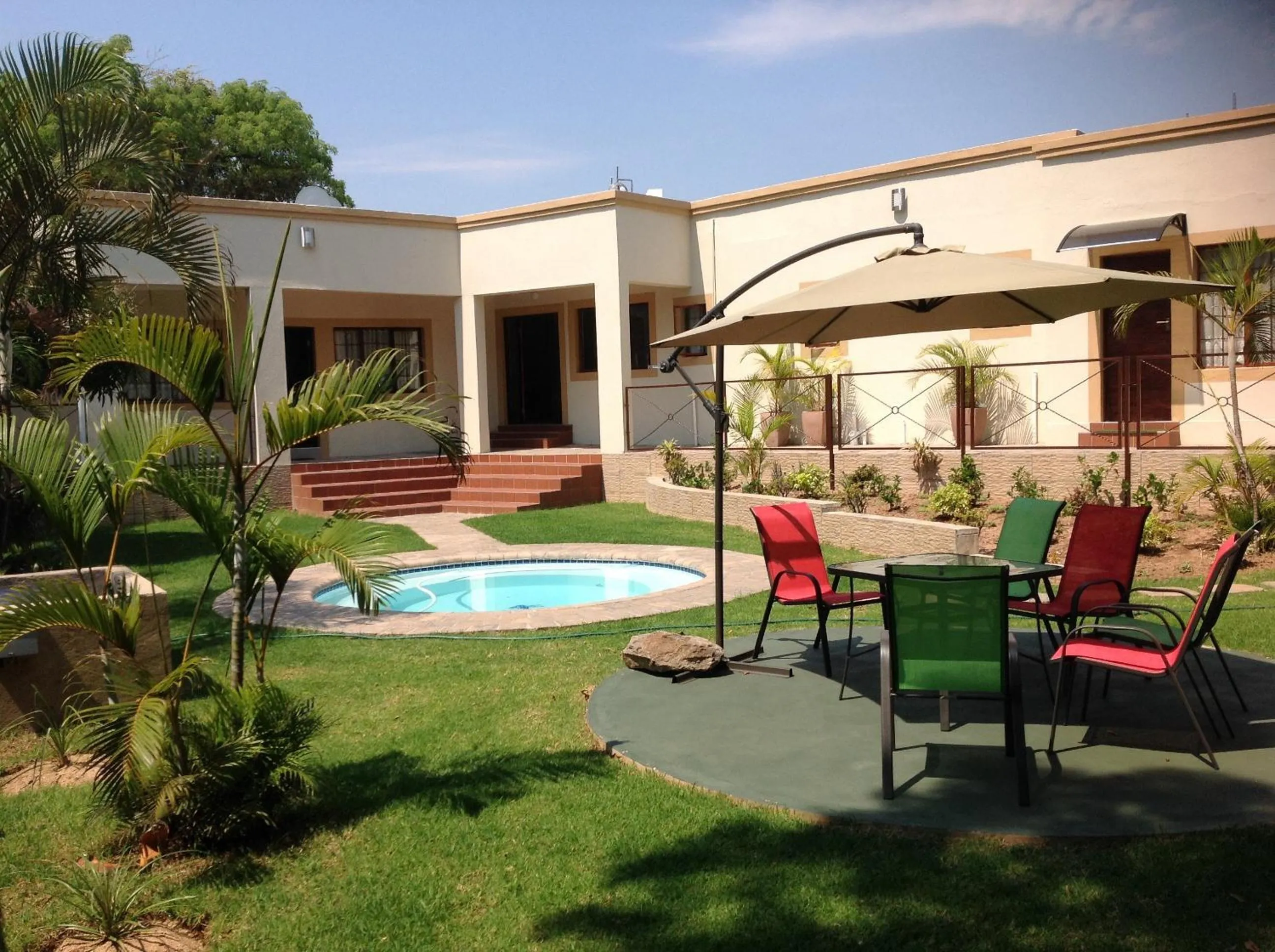 Patio in Amigos Bed & Breakfast - No loadshedding
