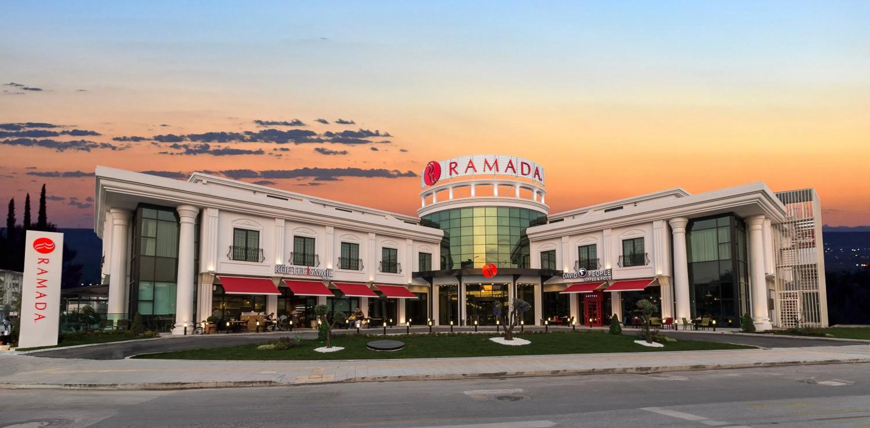 Property building in Ramada by Wyndham Sakarya Hotel