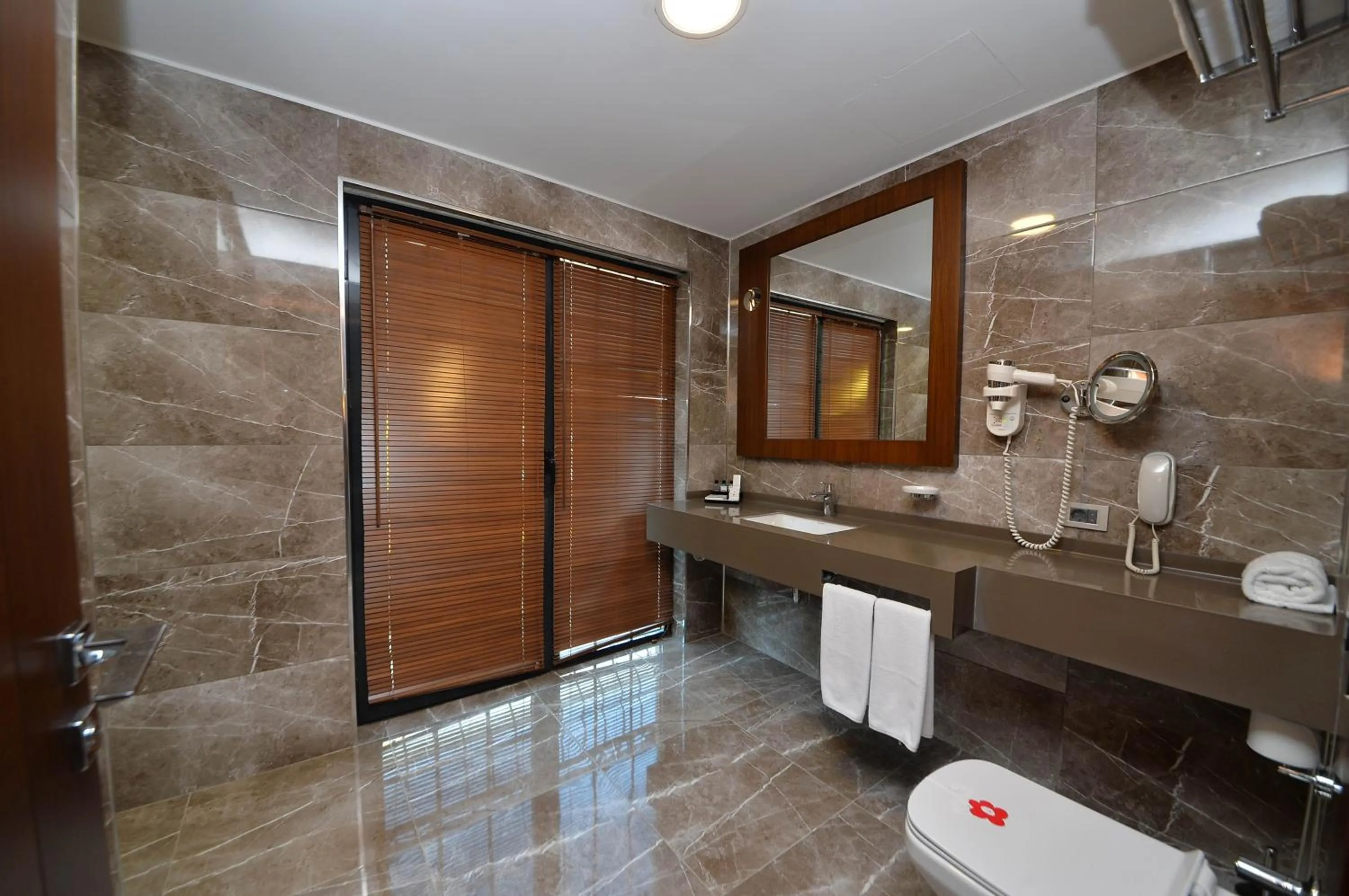 Bathroom in Ramada by Wyndham Sakarya Hotel