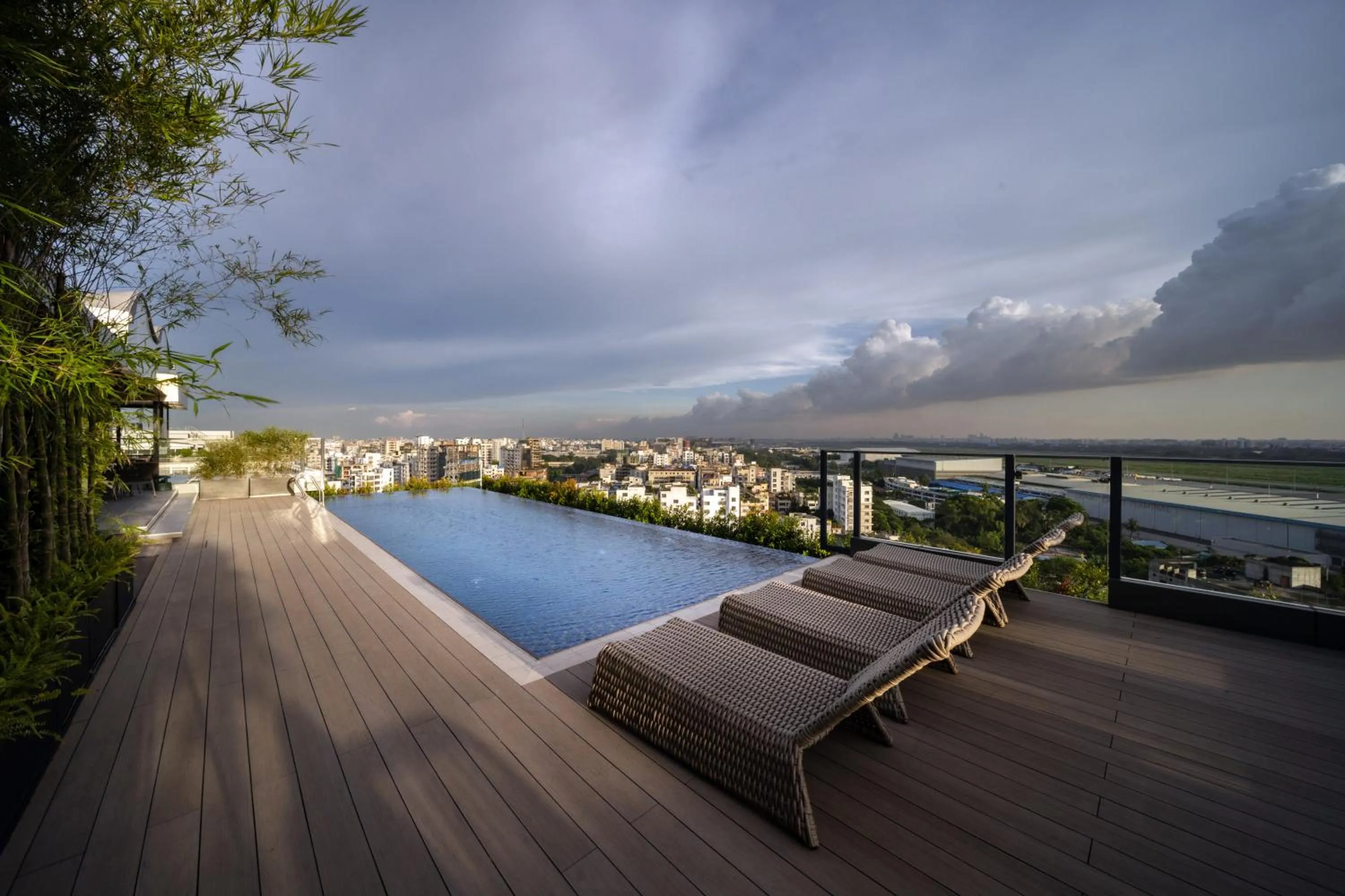 Swimming pool in Hyatt Place Dhaka Uttara