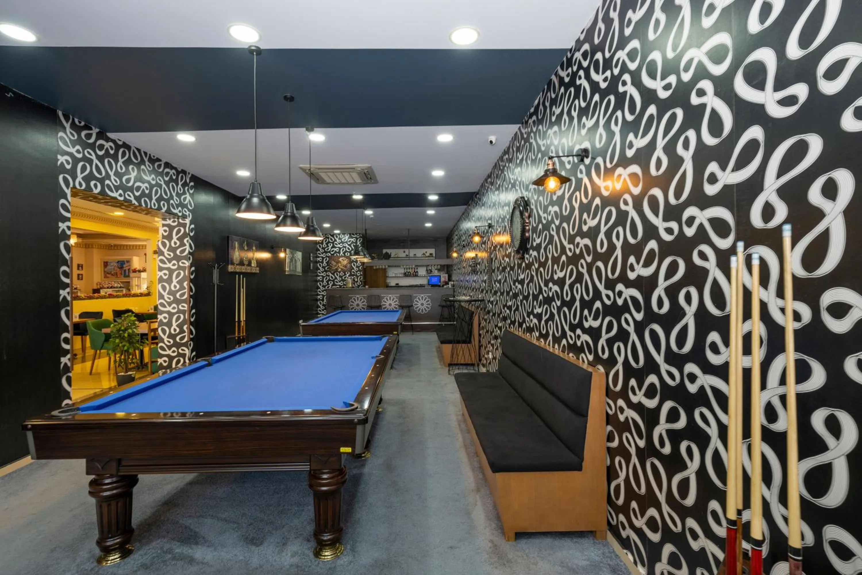 Game Room, Billiards in Interstellar Hotel