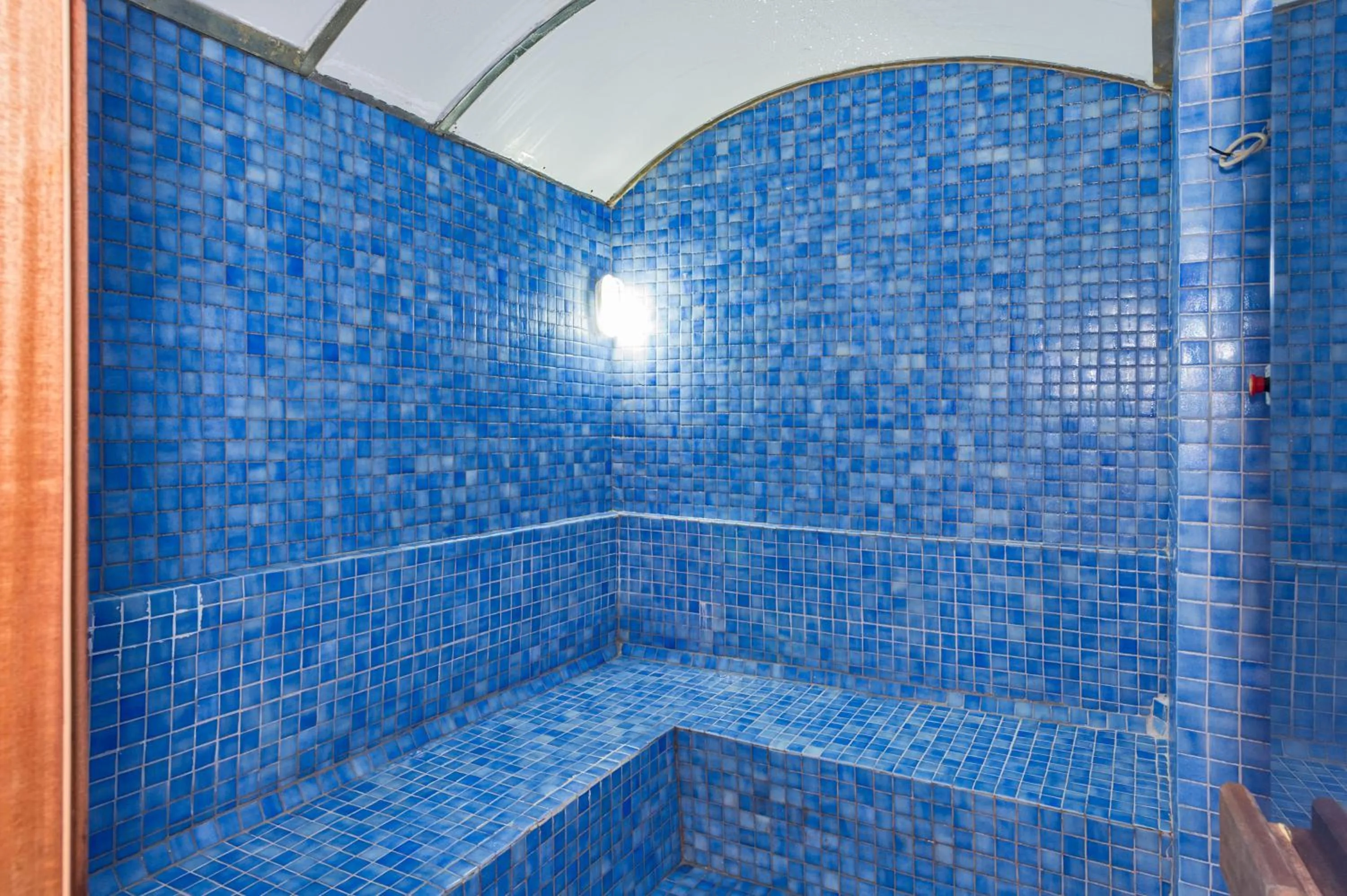 Steam room in Interstellar Hotel