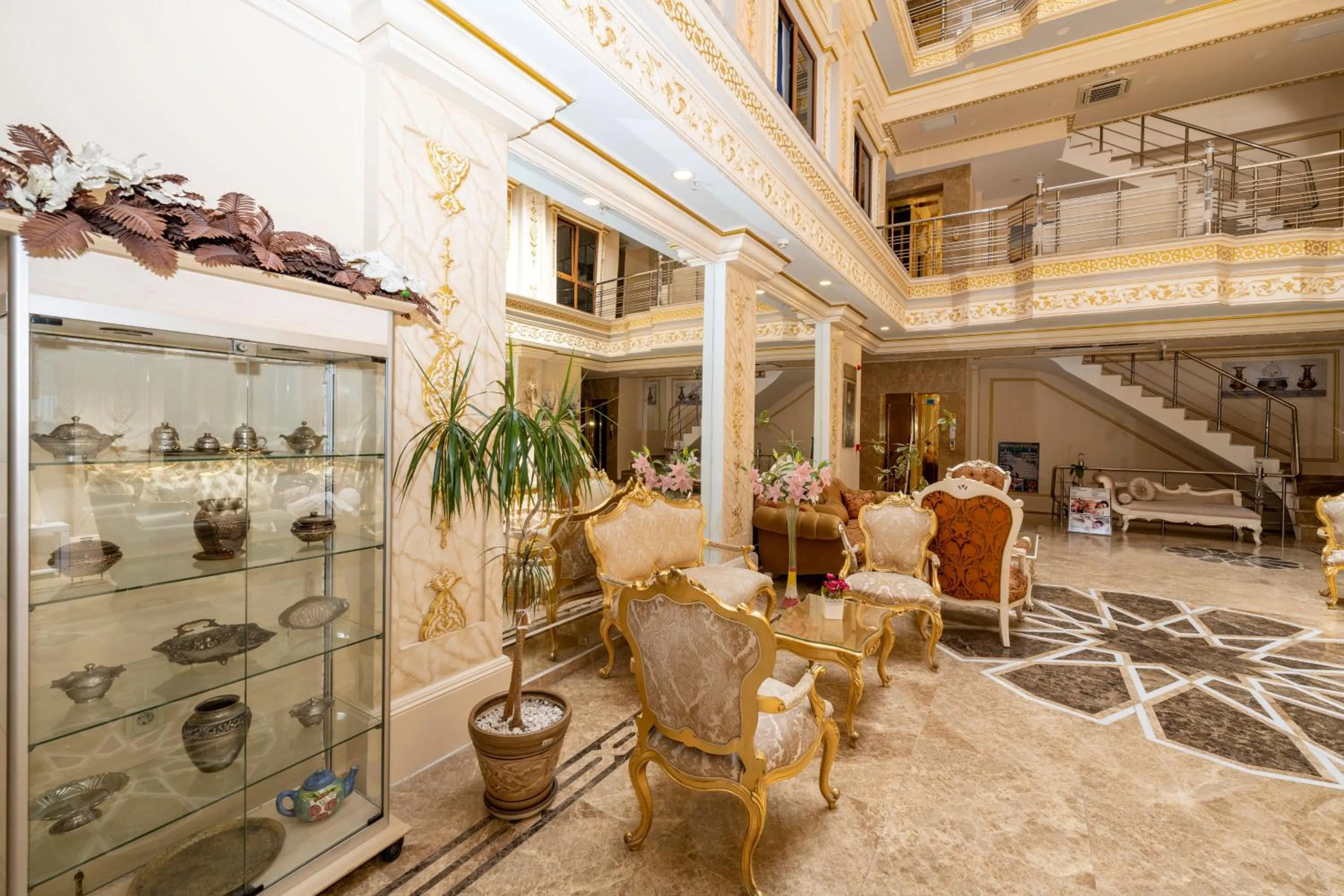 Lobby or reception in Interstellar Hotel