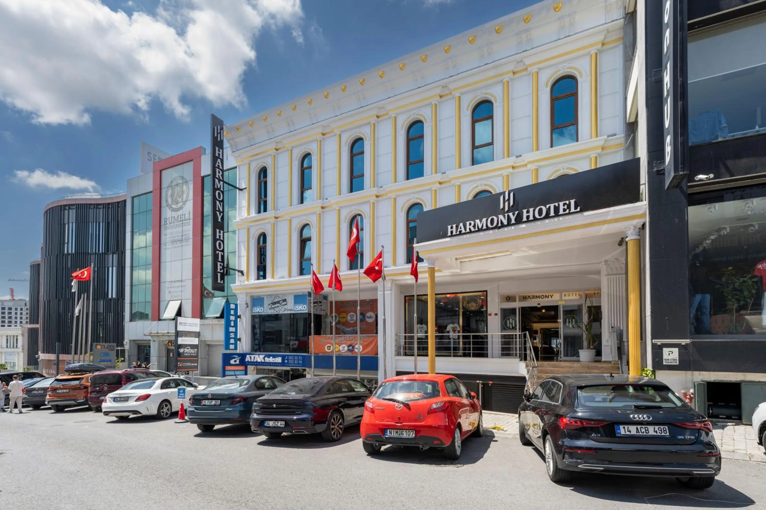 Property Building in Interstellar Hotel