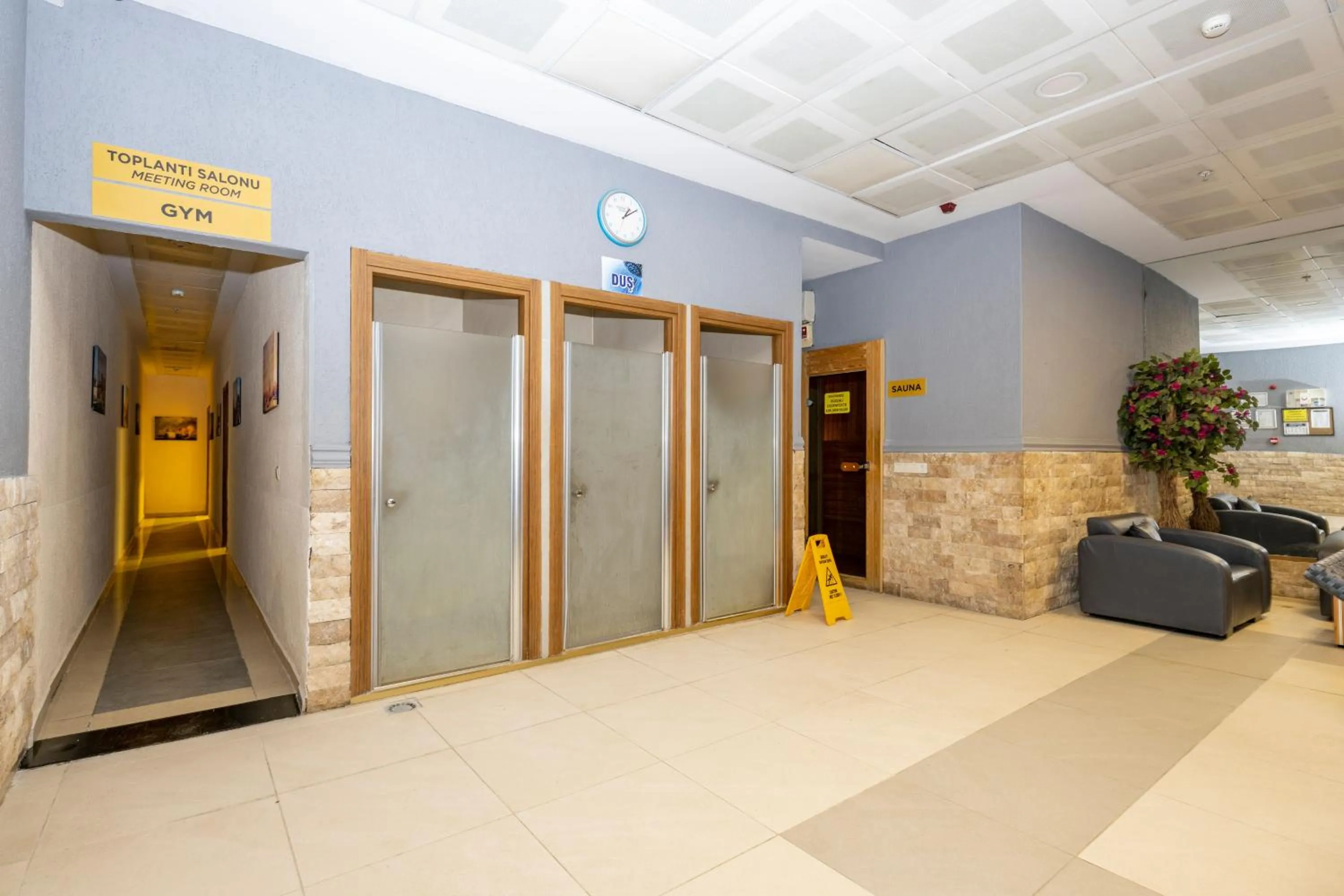 Spa and wellness centre/facilities in Interstellar Hotel