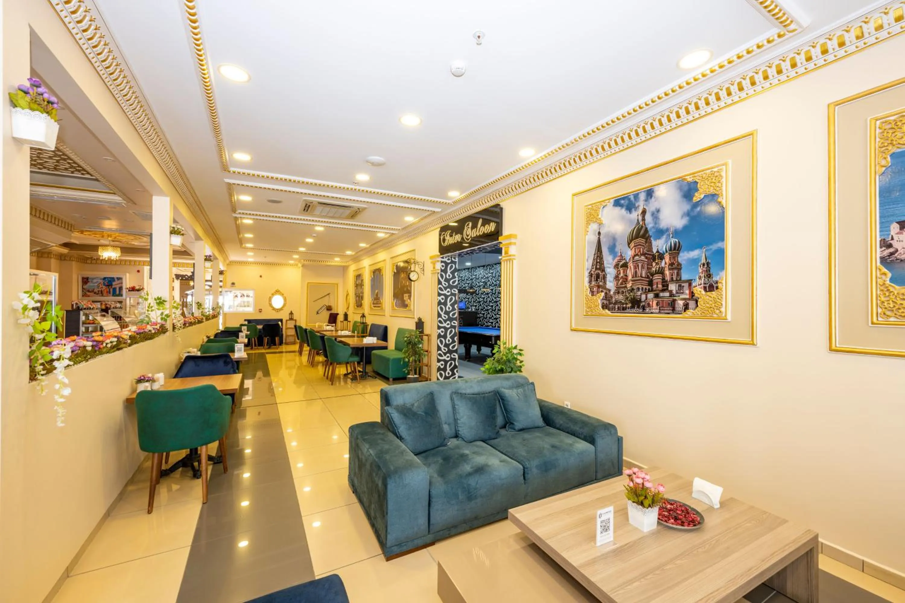 Restaurant/places to eat in Interstellar Hotel