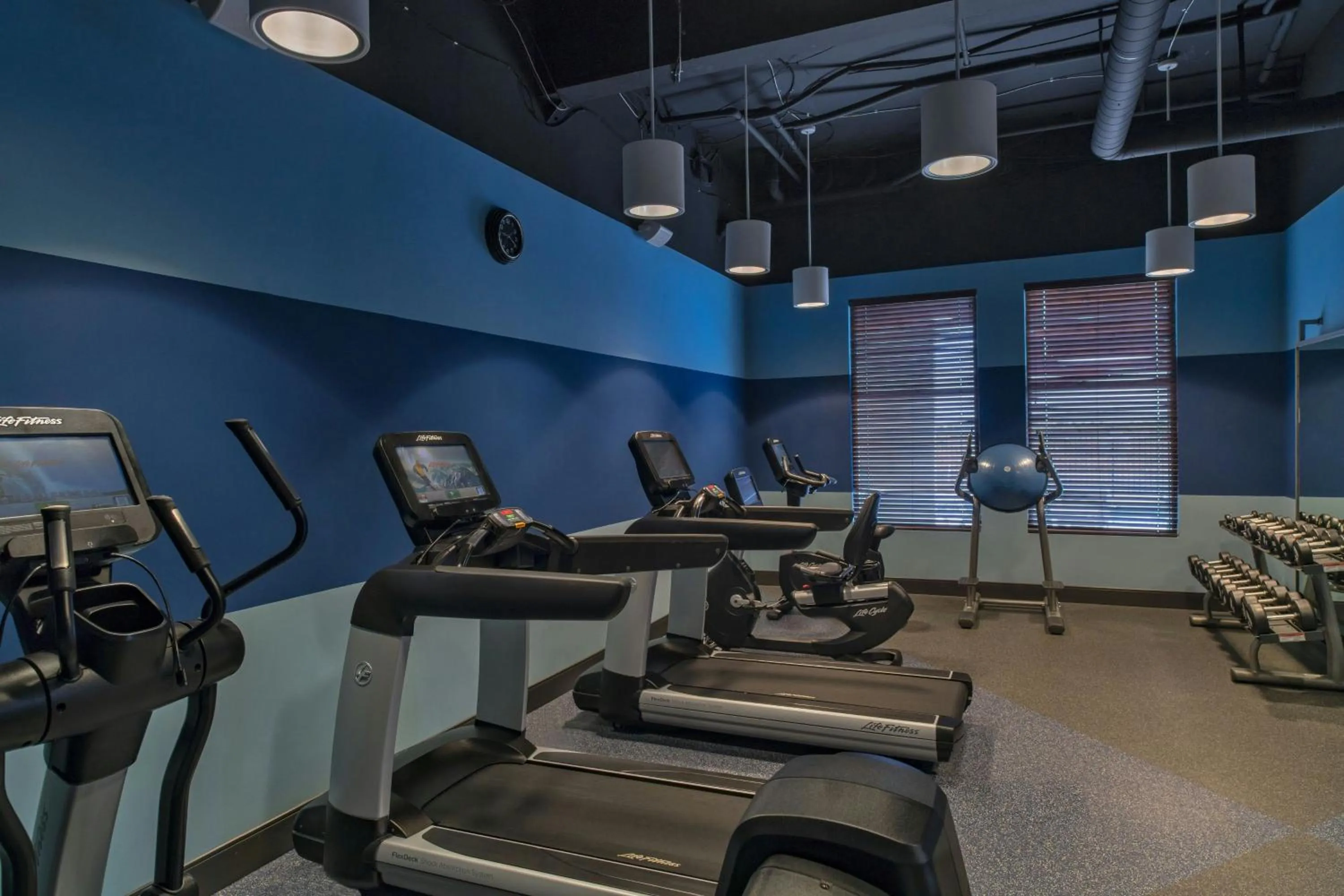 Fitness centre/facilities in Four Points by Sheraton Midland