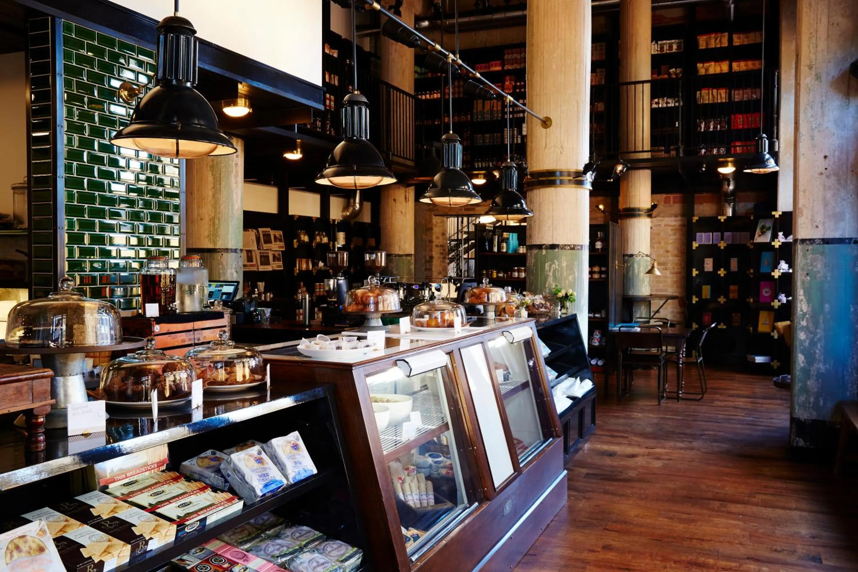 Restaurant/places to eat in Hotel Emma at Pearl on the Riverwalk