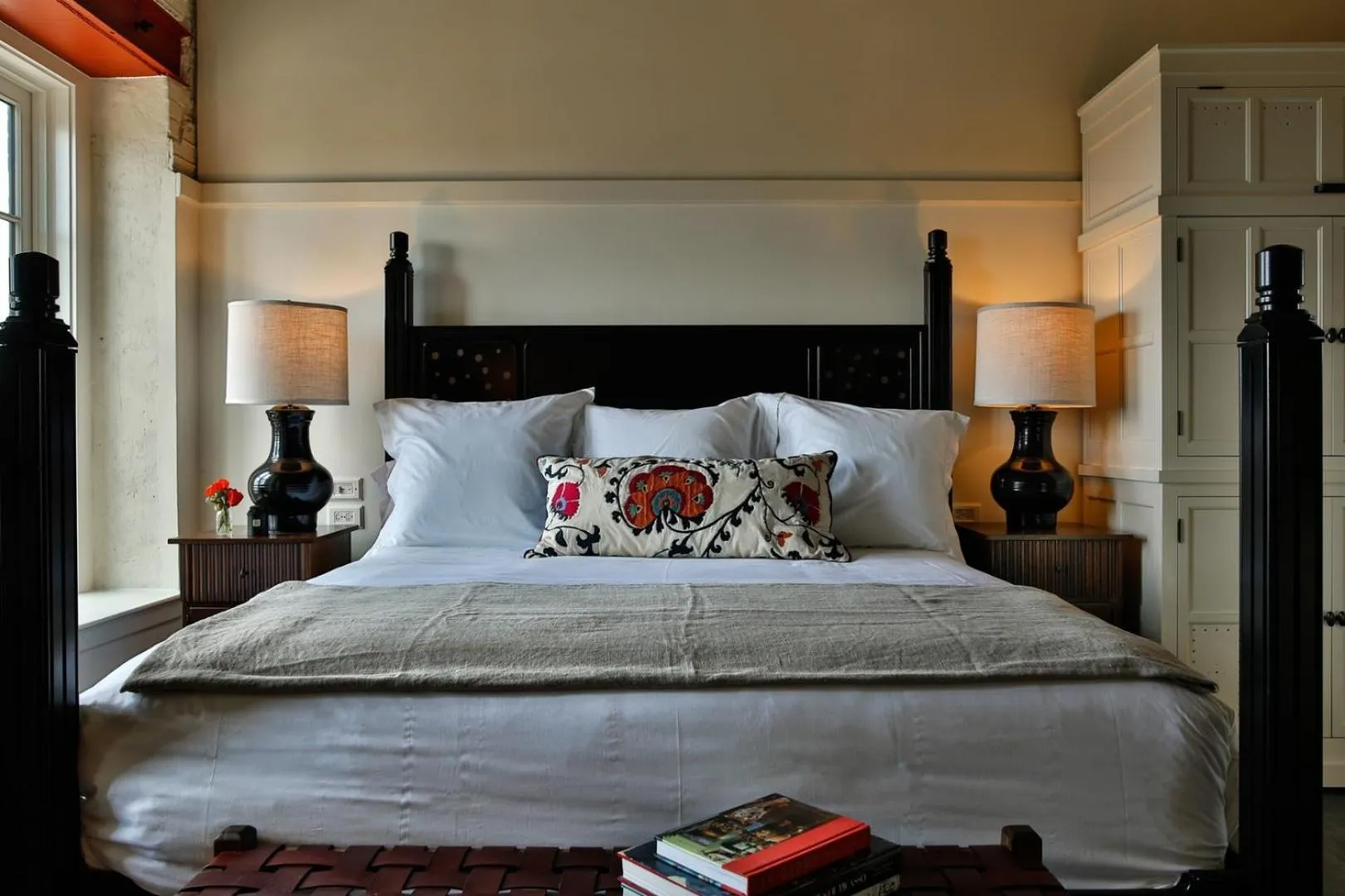 Bedroom, Bed in Hotel Emma at Pearl on the Riverwalk