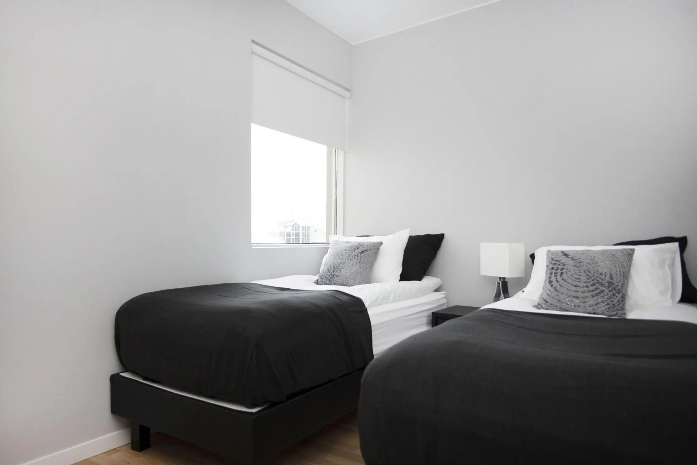 Bedroom, Bed in Blue Luxury Apartments