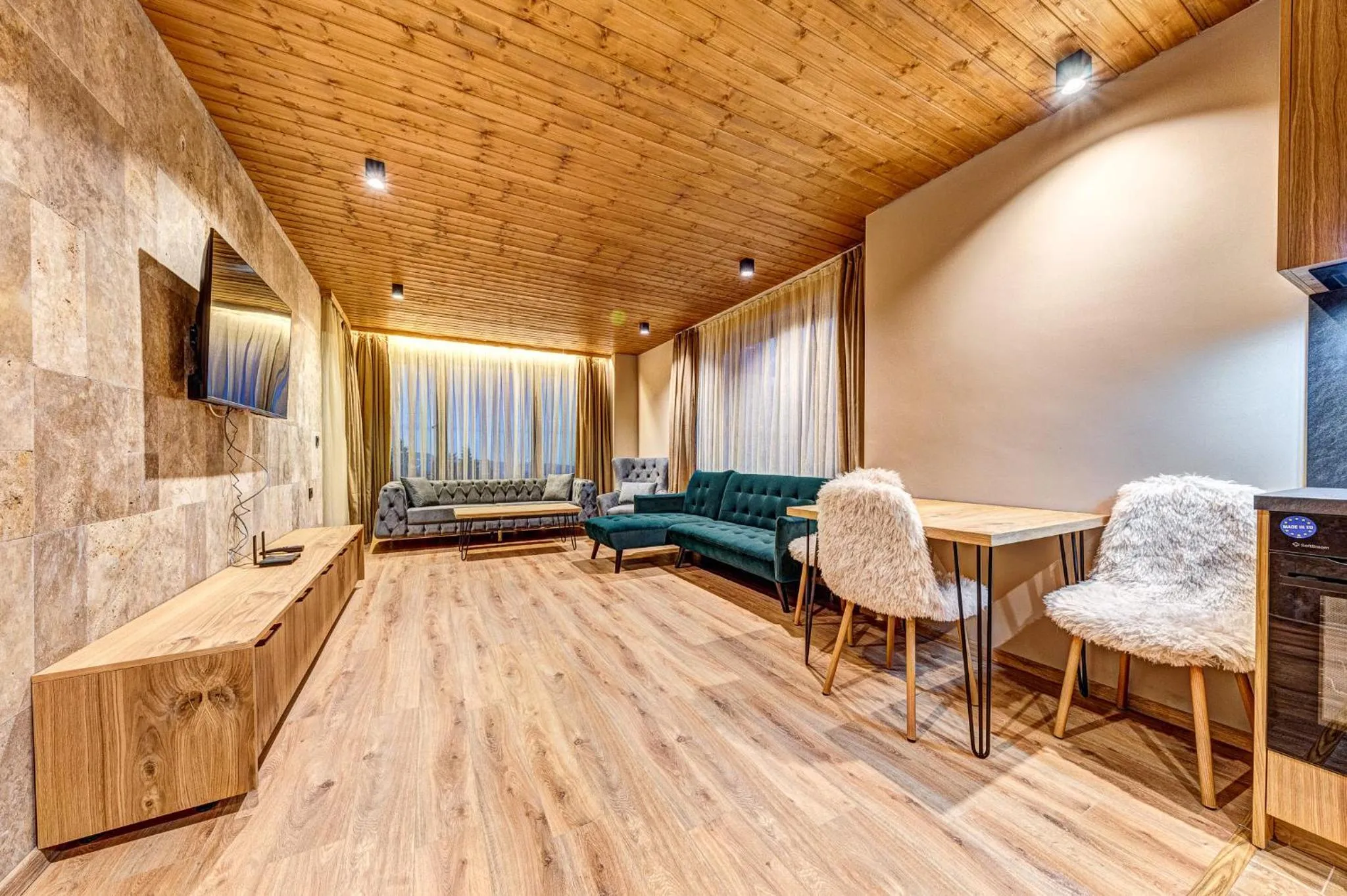 TV and multimedia in Grand Resort Pamporovo Apartments