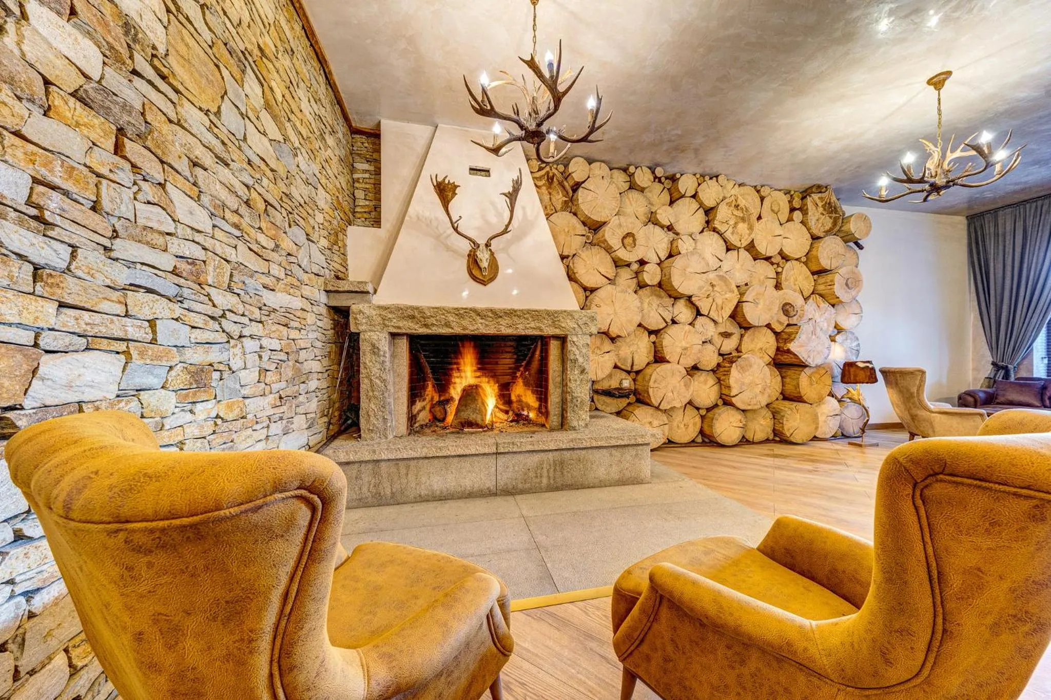 Lobby or reception in Grand Resort Pamporovo Apartments