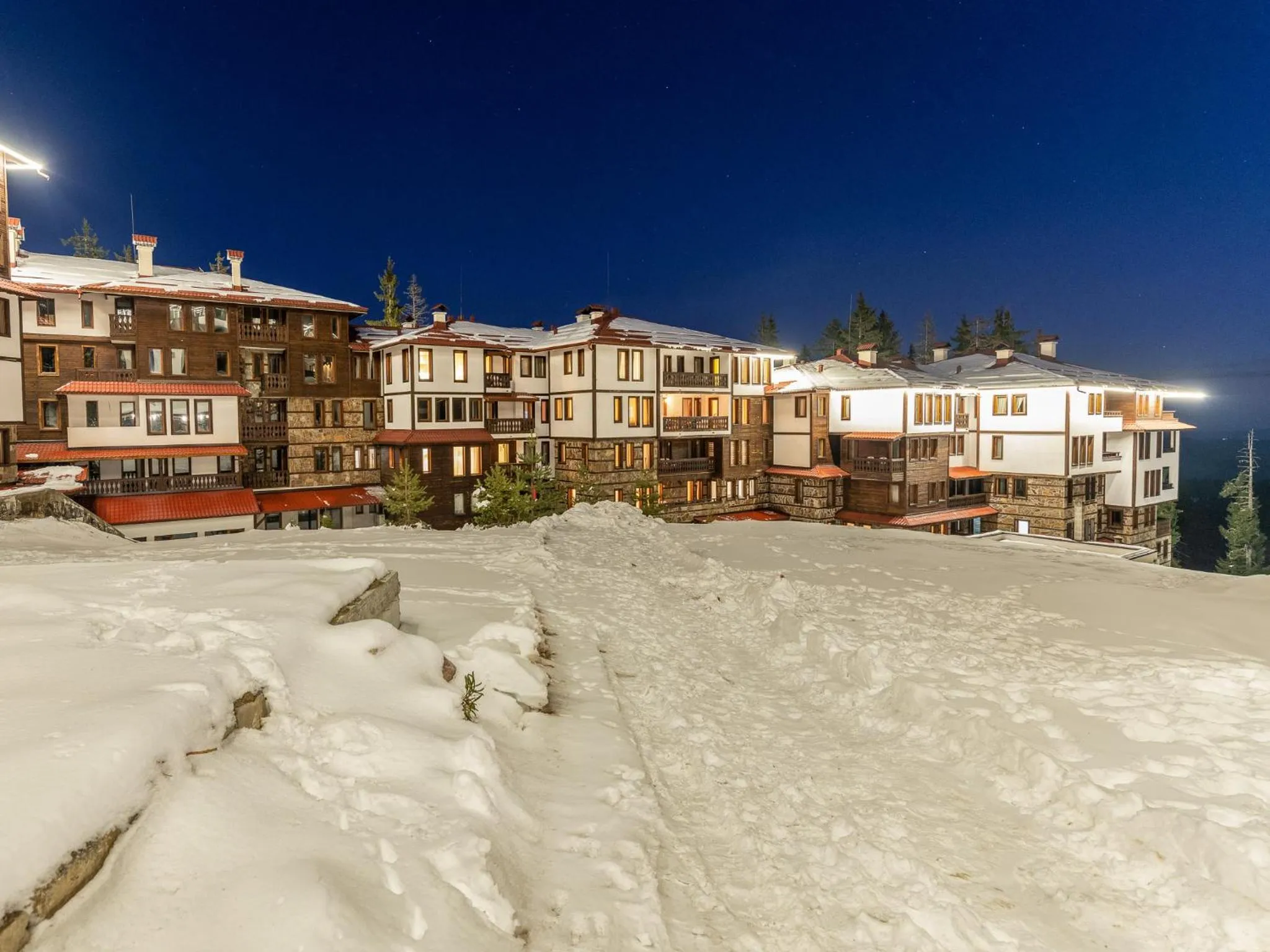 Property building in Grand Resort Pamporovo Apartments